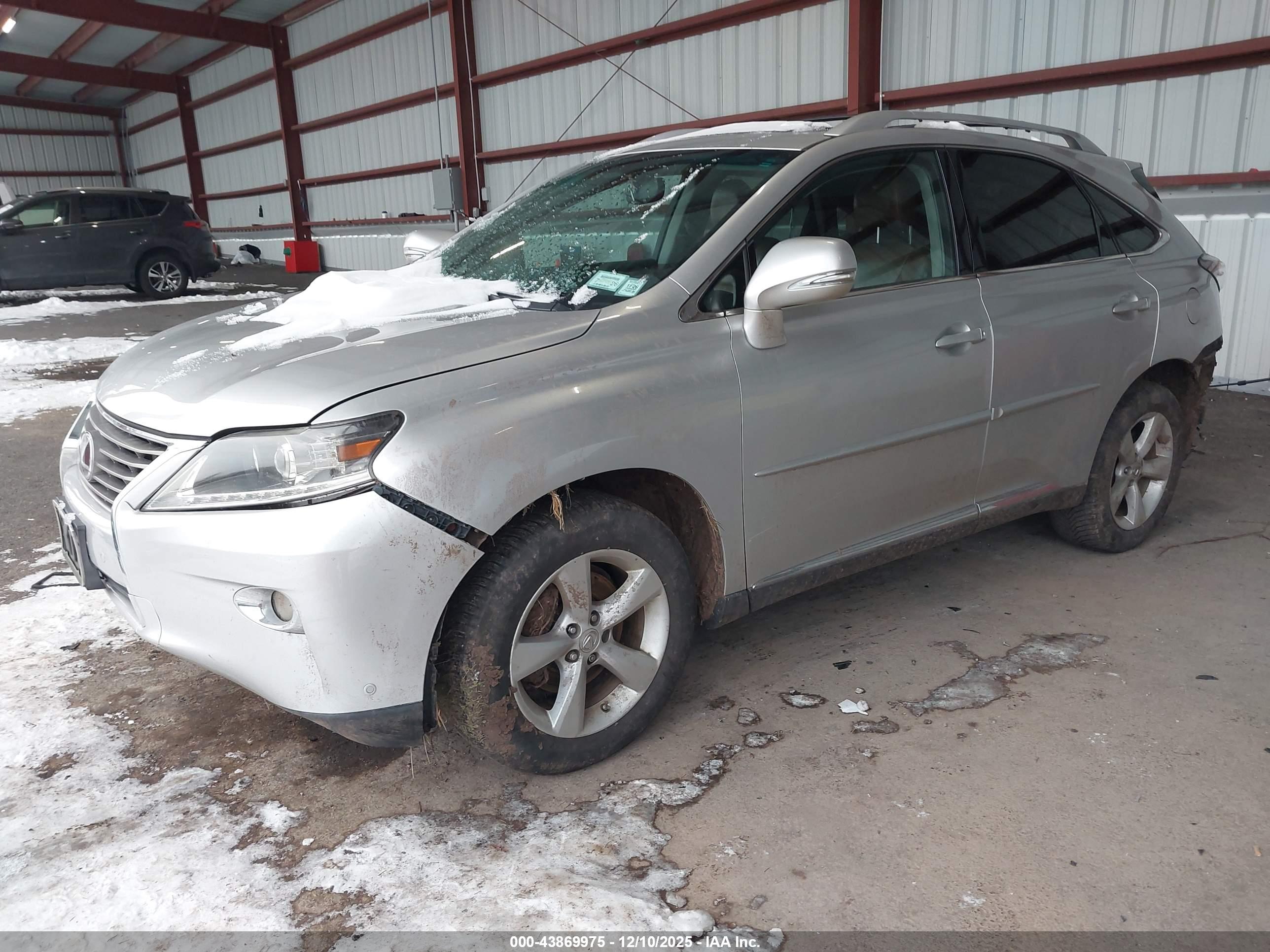 LEXUS RX image 2