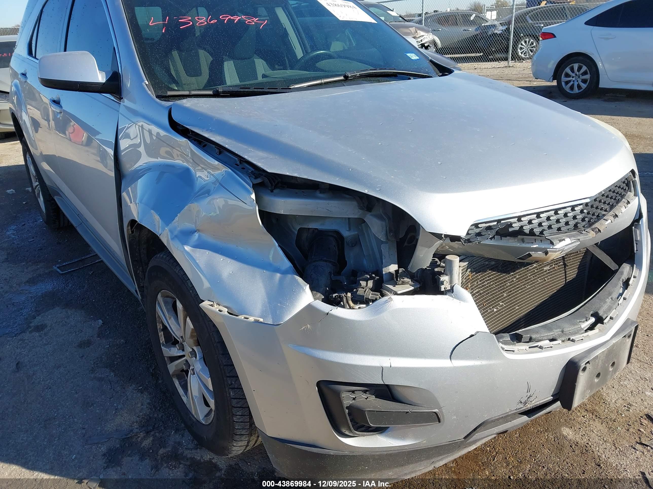 CHEVROLET EQUINOX image 6