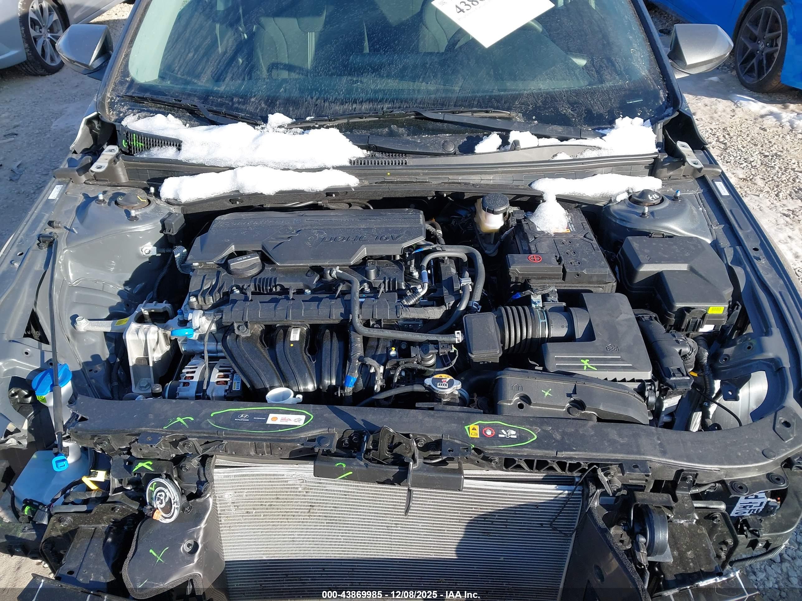 HYUNDAI ELANTRA image 10