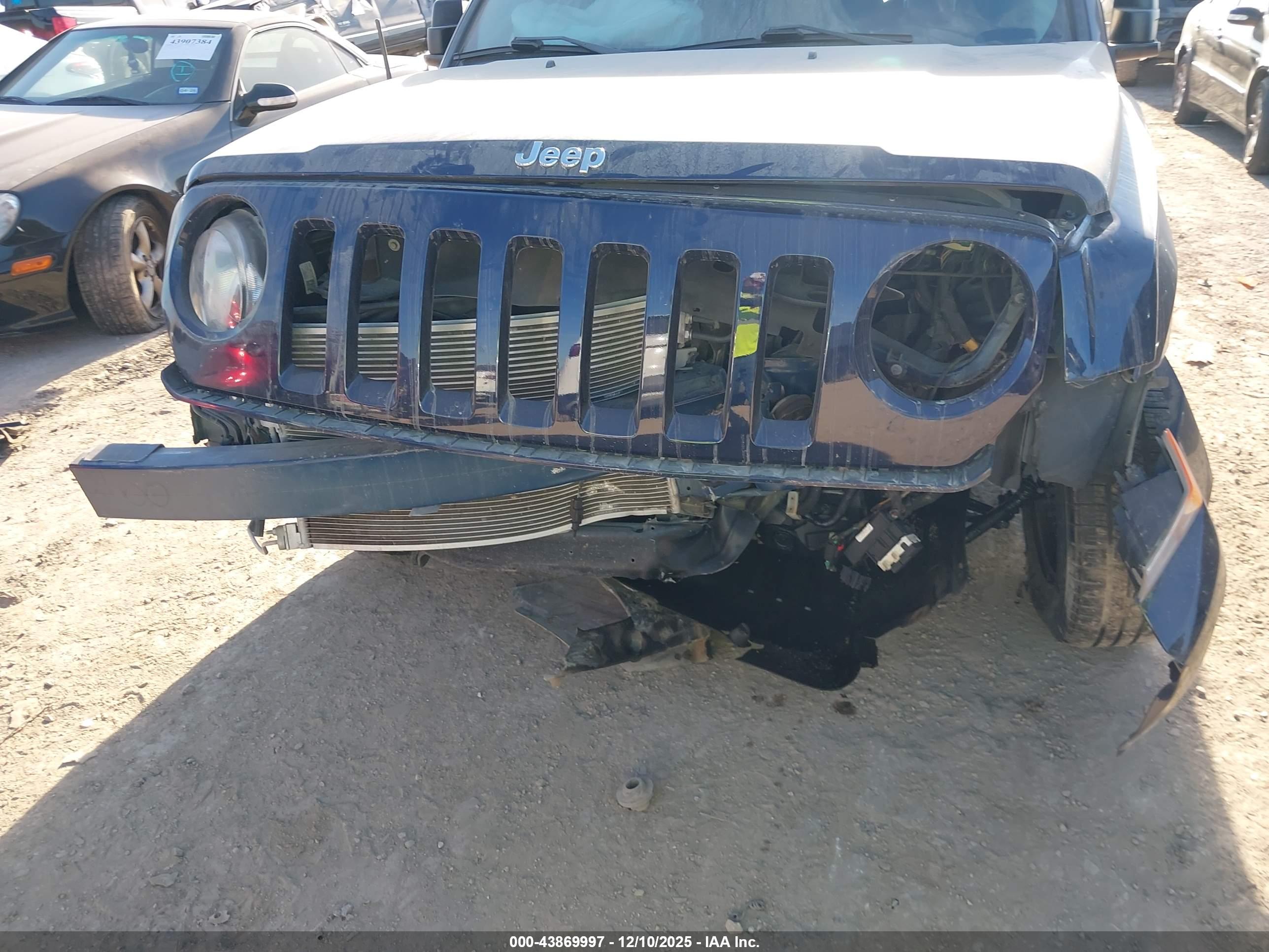 JEEP PATRIOT image 6