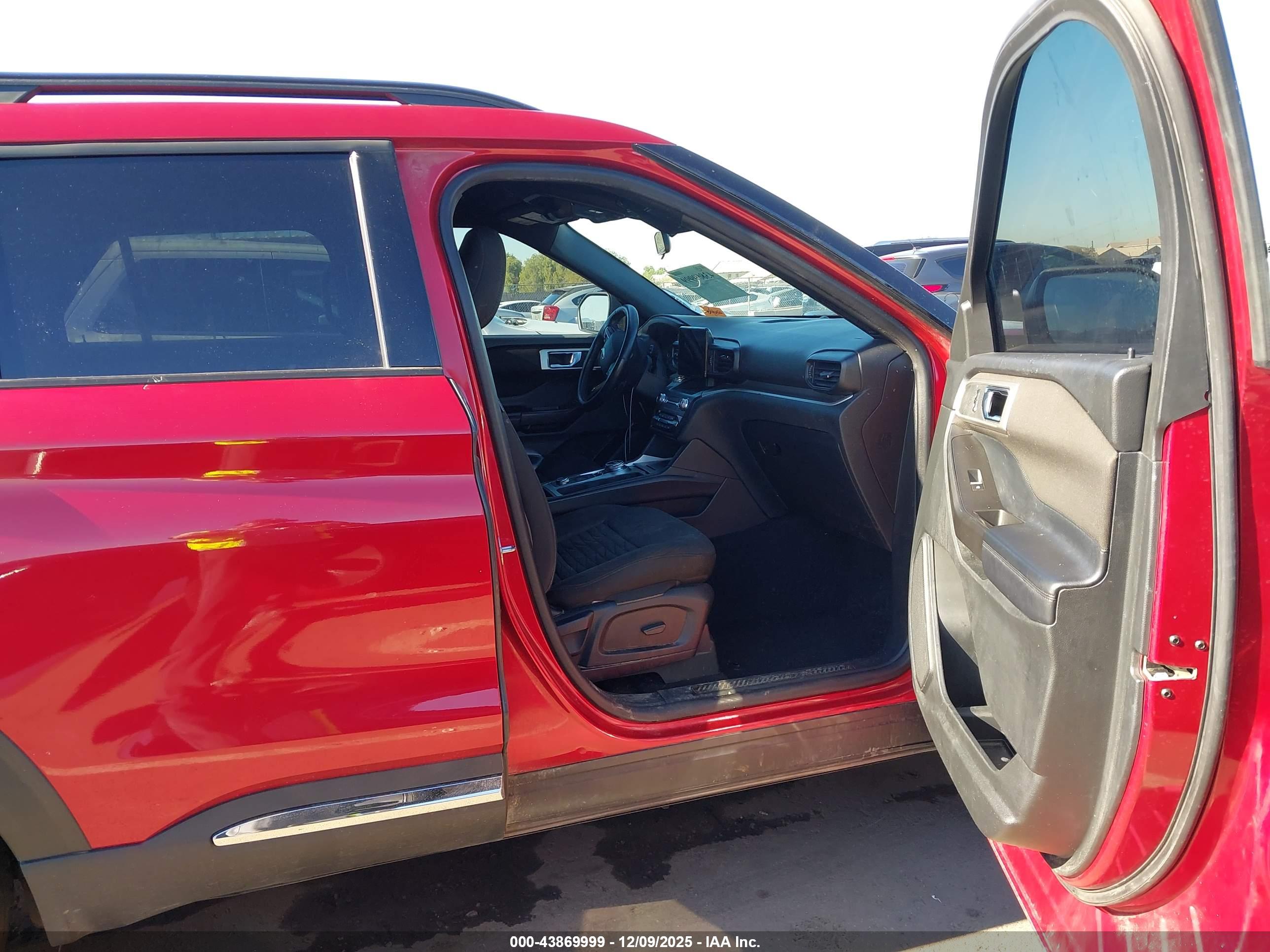 FORD EXPLORER image 5