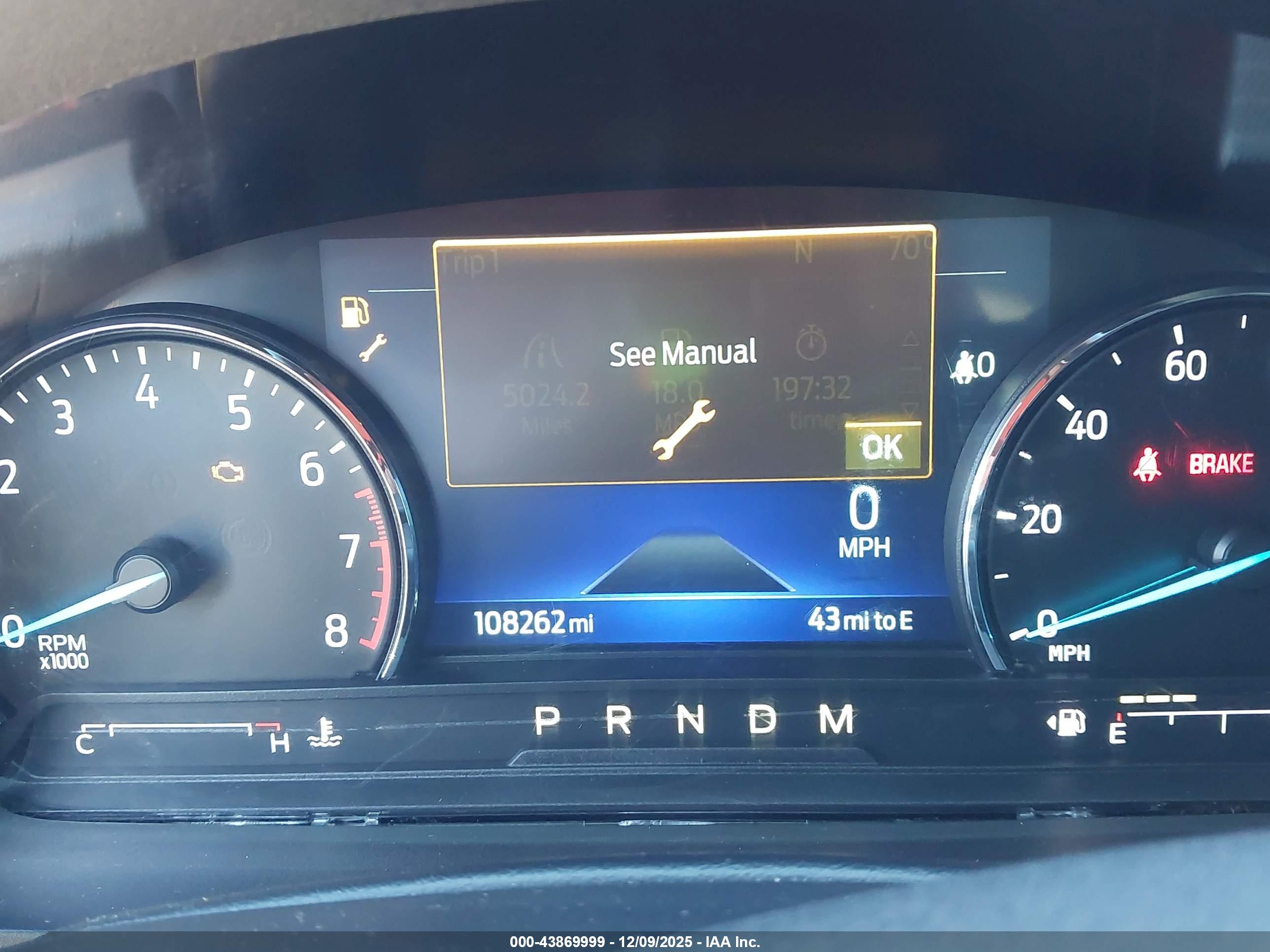 FORD EXPLORER image 7