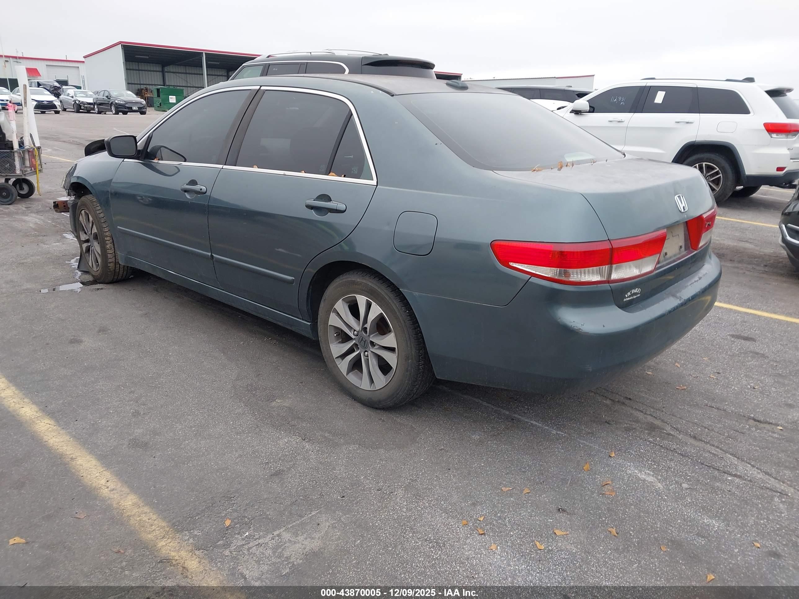 HONDA ACCORD image 3