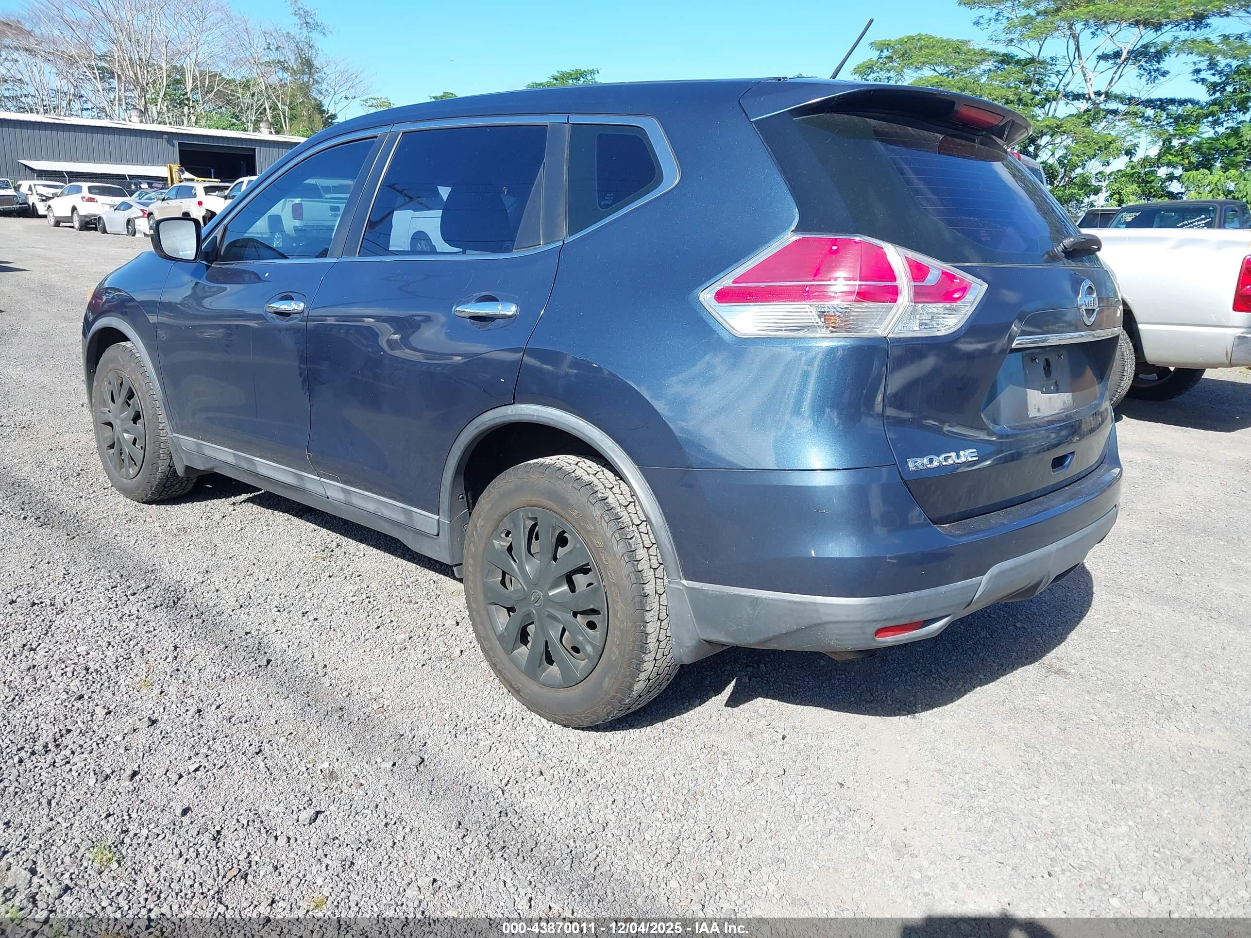 NISSAN ROGUE image 3