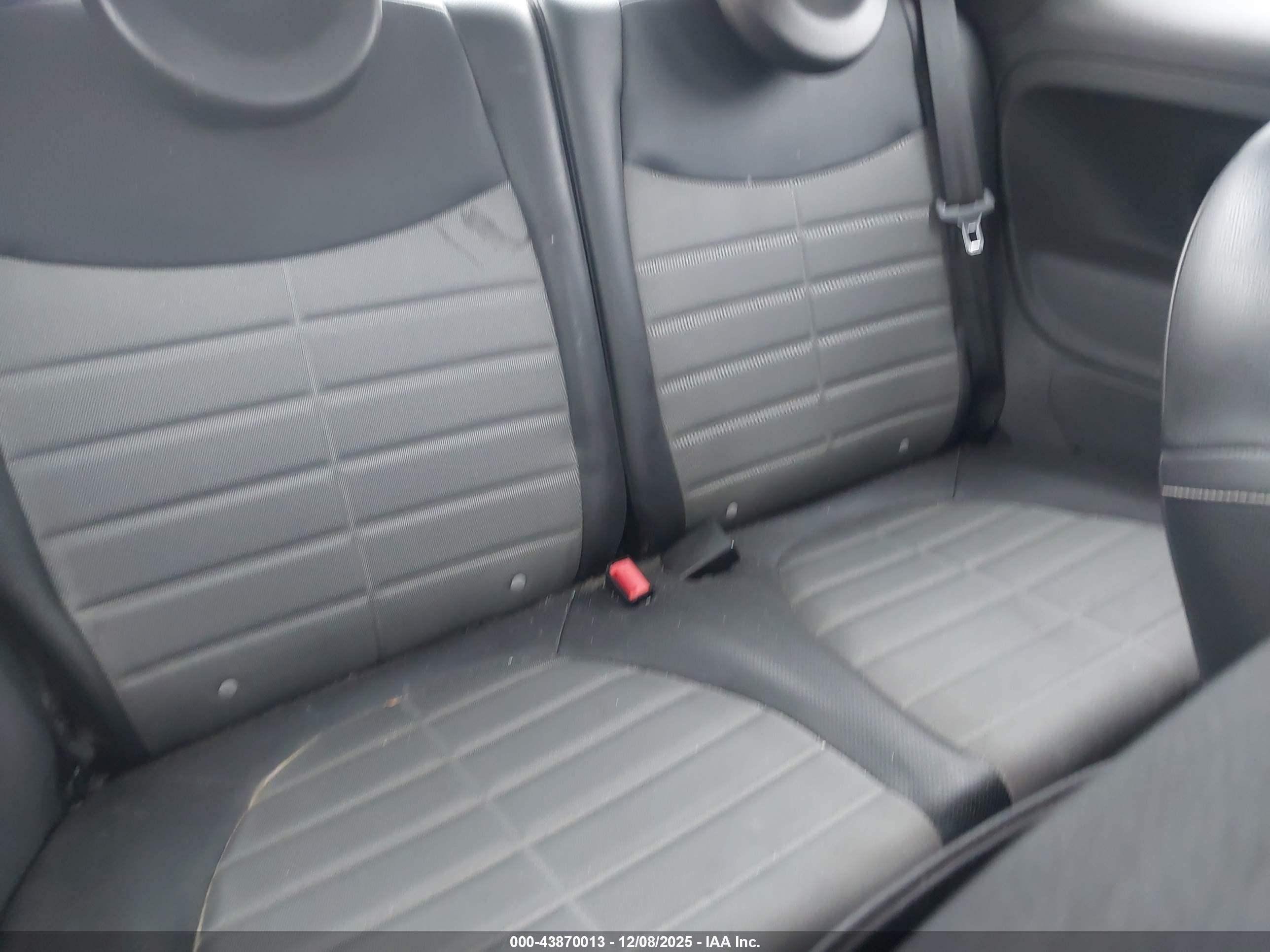 FIAT 500 image 8