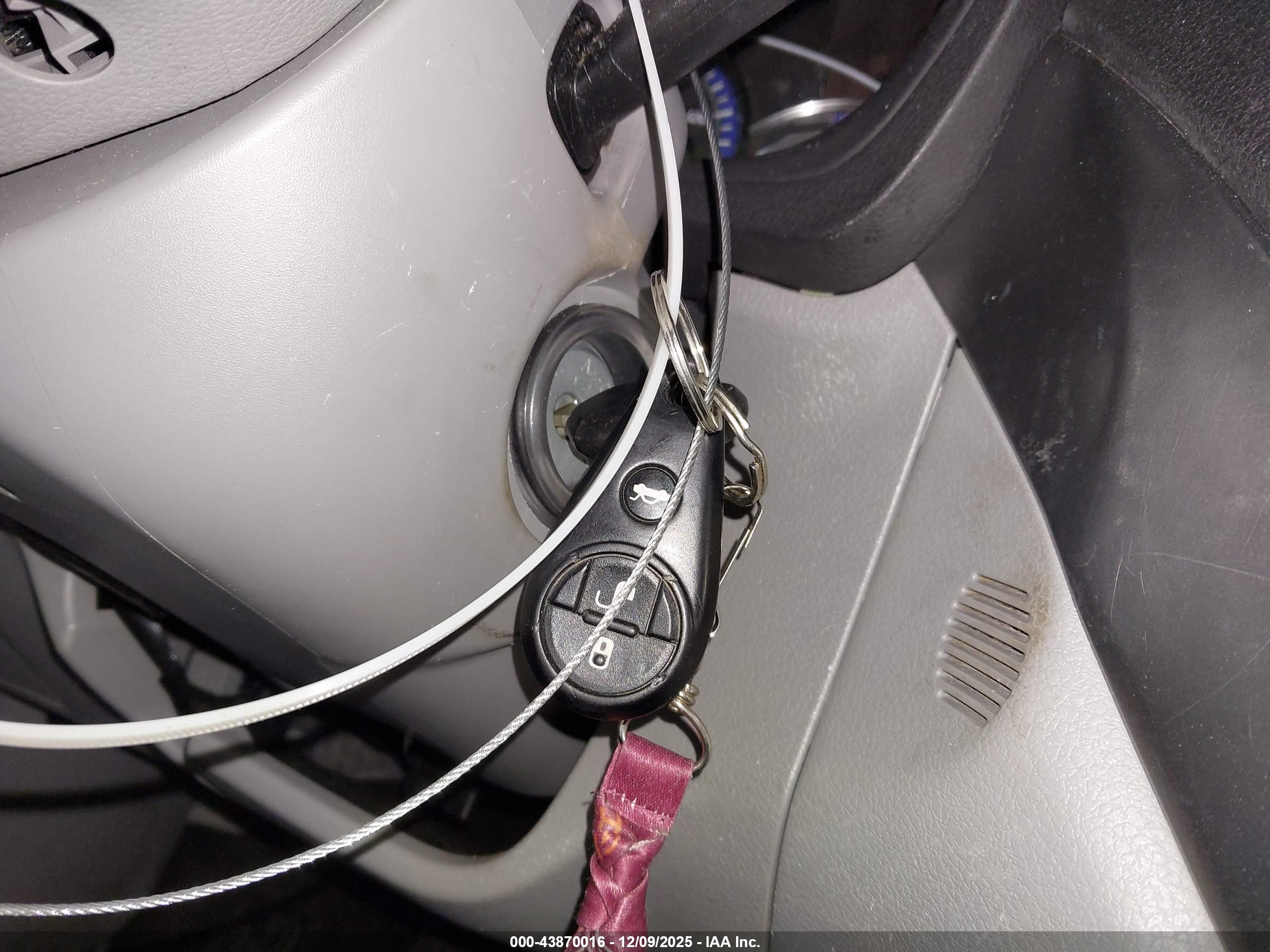 SUBARU FORESTER image 11