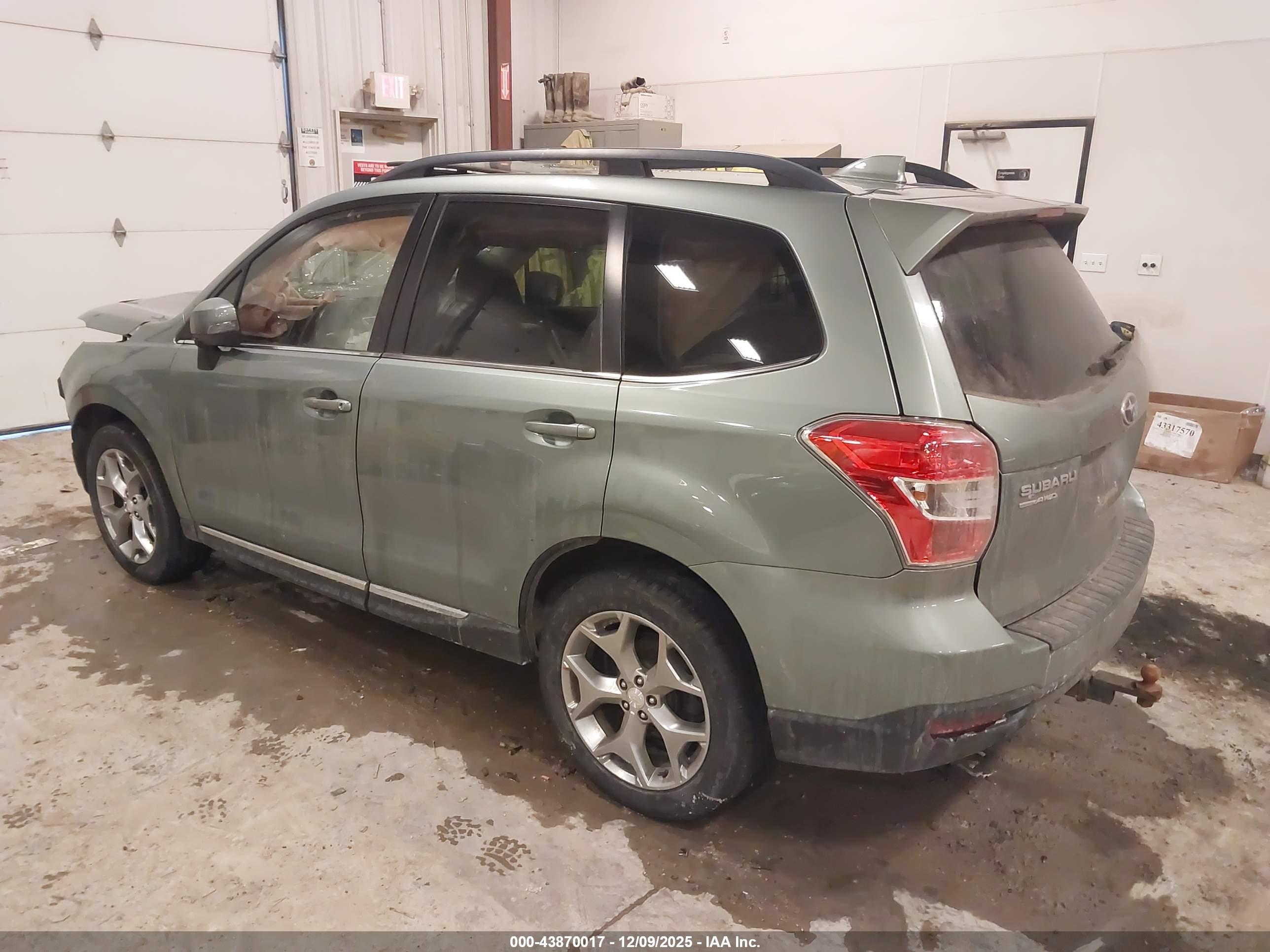SUBARU FORESTER image 3