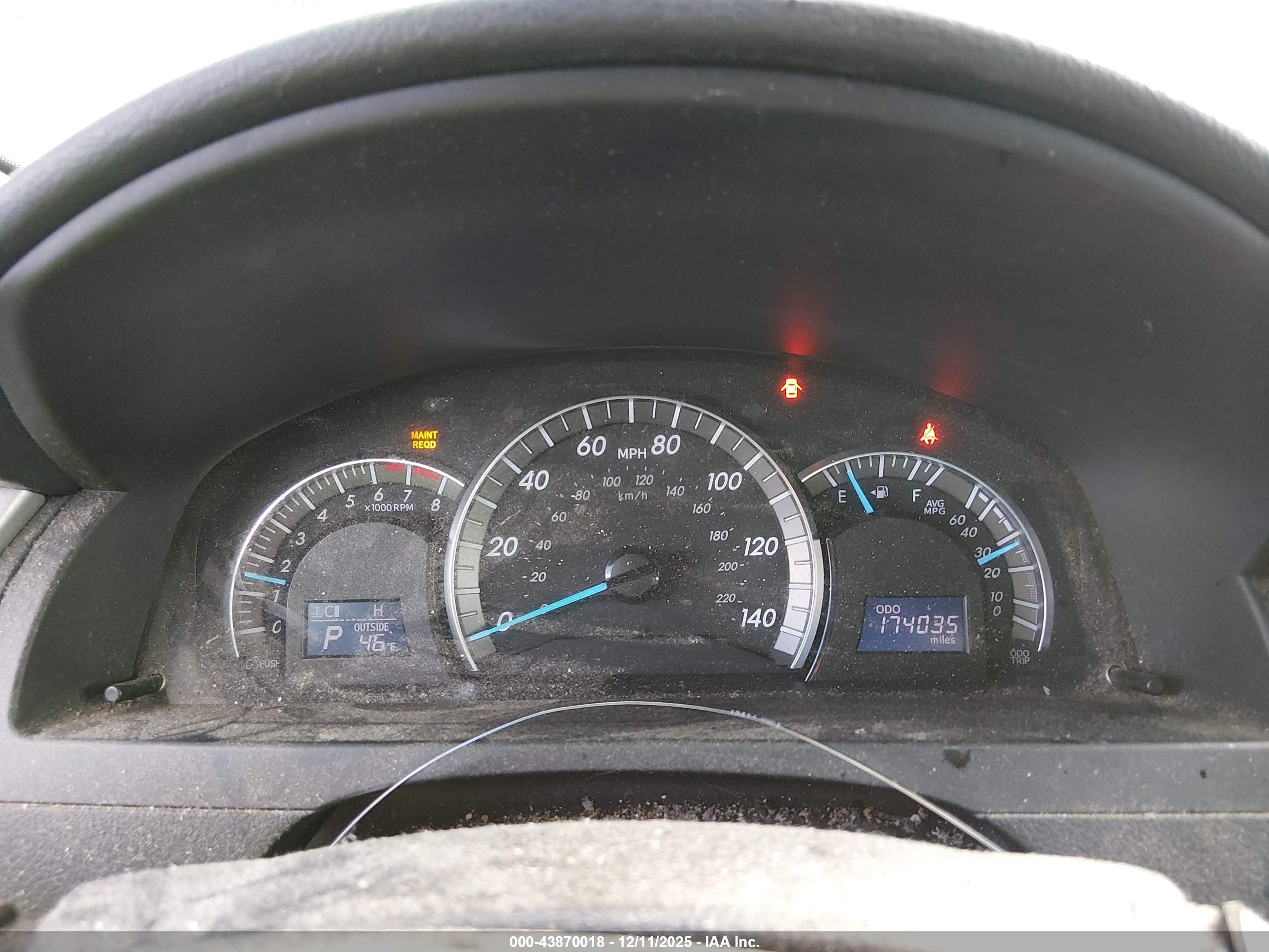 TOYOTA CAMRY image 7