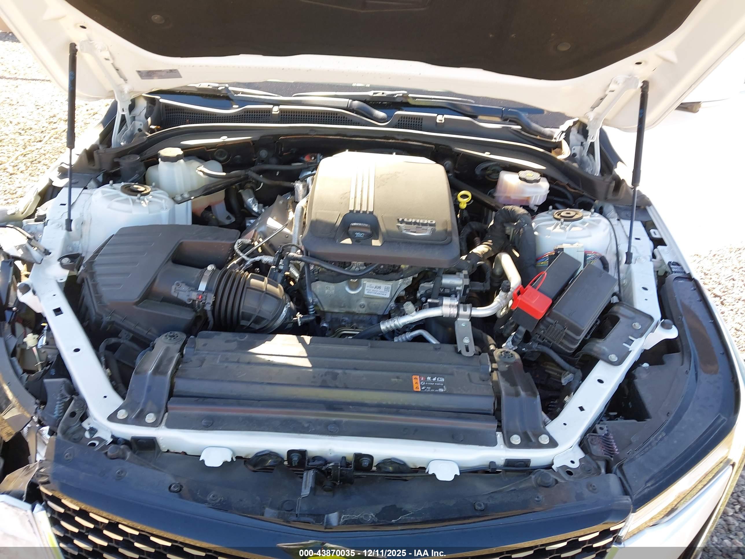 CADILLAC CT4 image 10