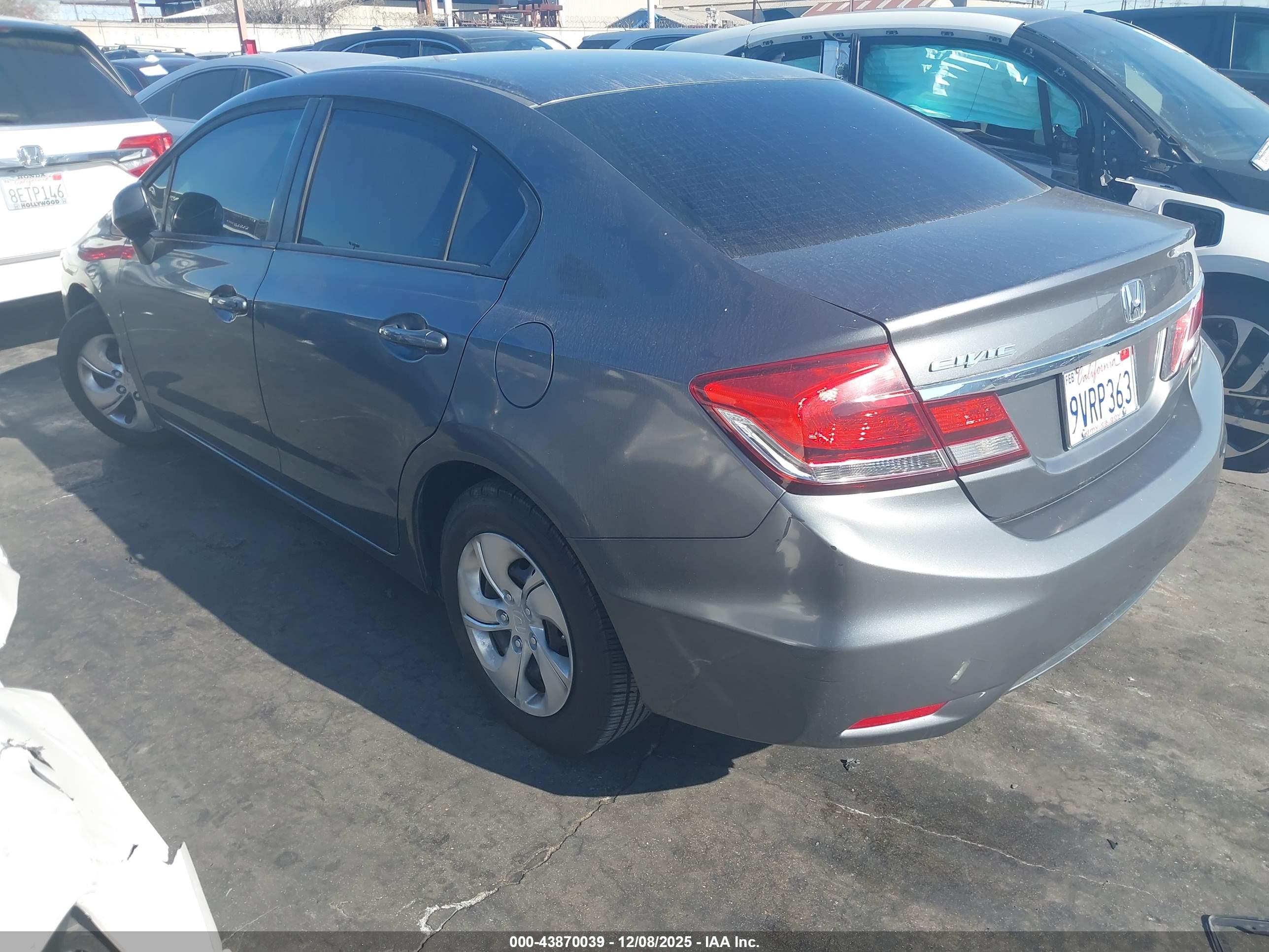 HONDA CIVIC image 3