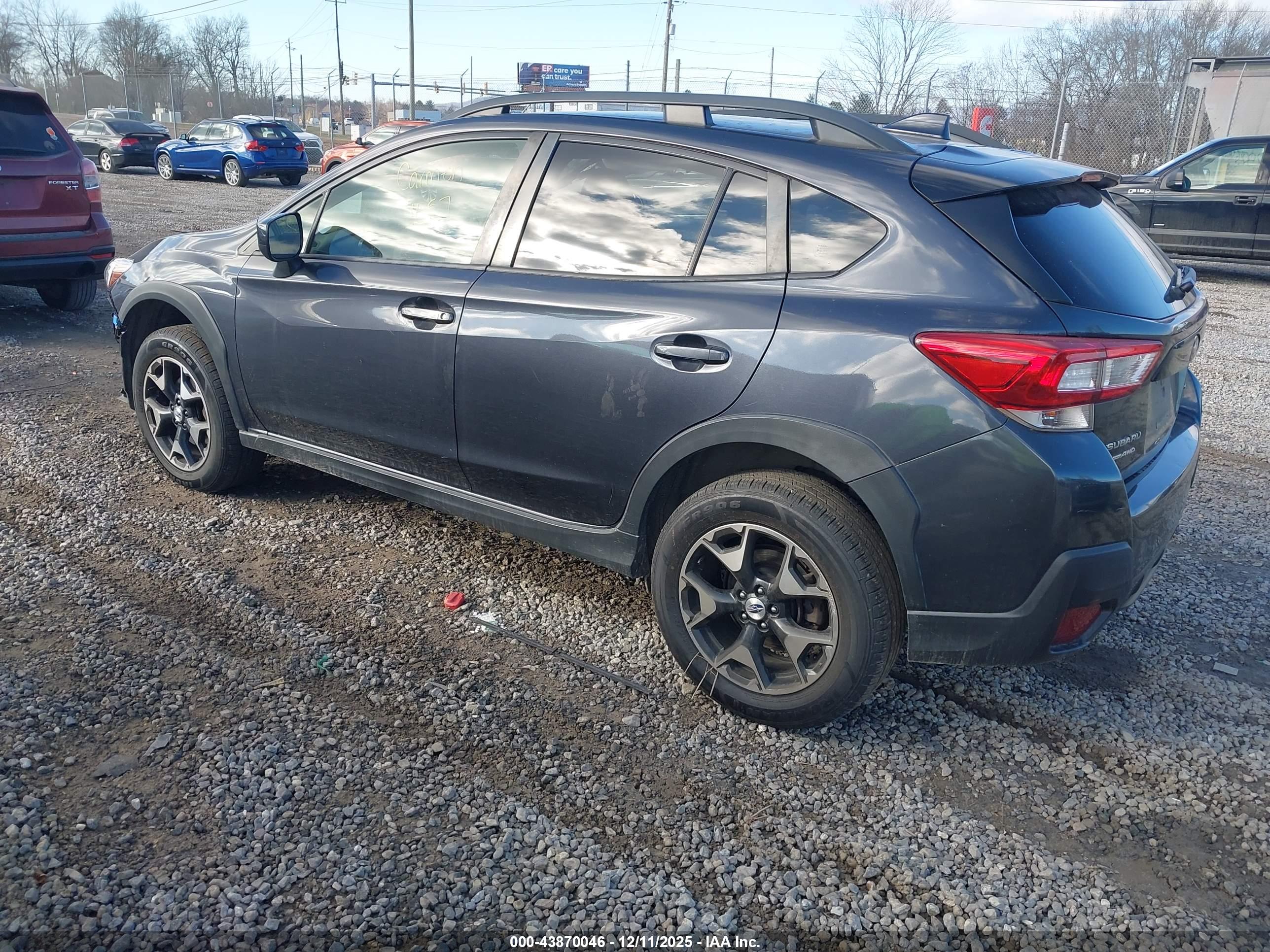 SUBARU CROSSTREK image 3
