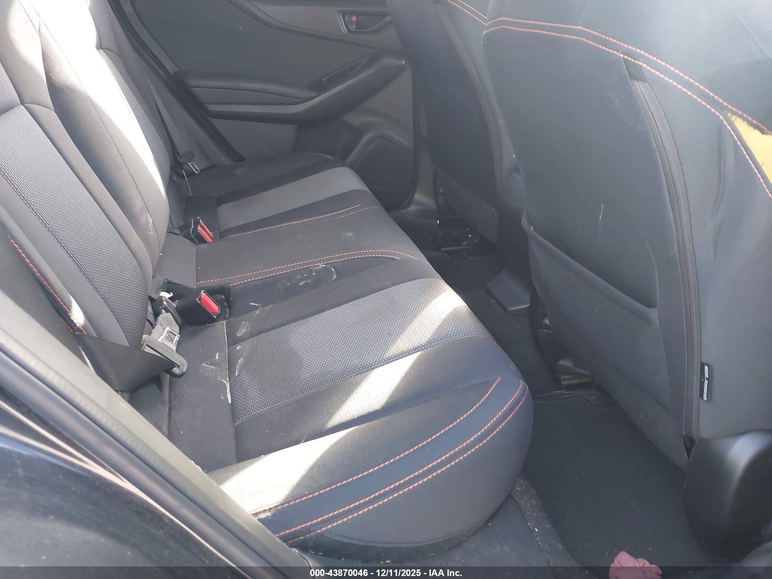 SUBARU CROSSTREK image 8