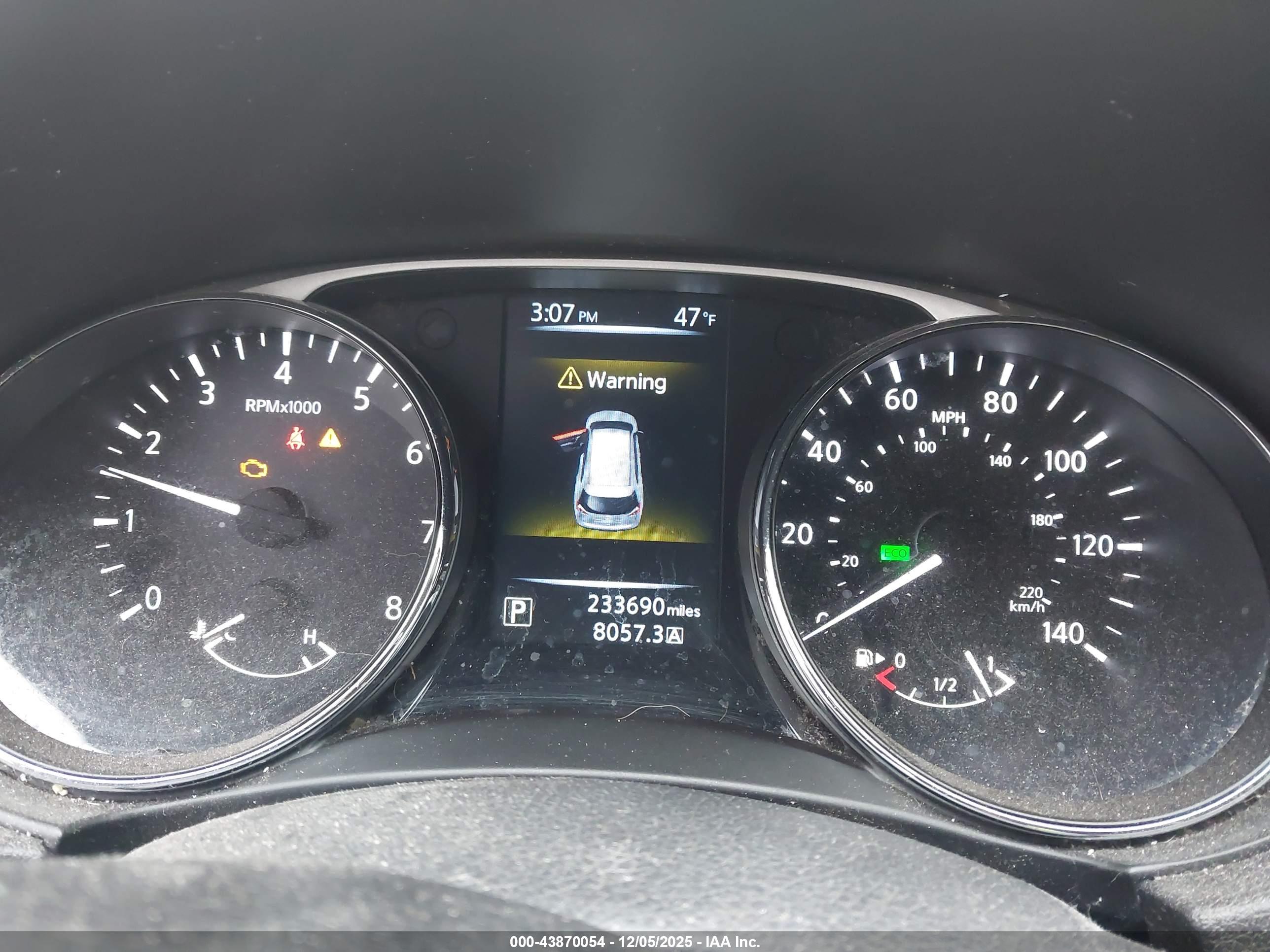 NISSAN ROGUE image 7