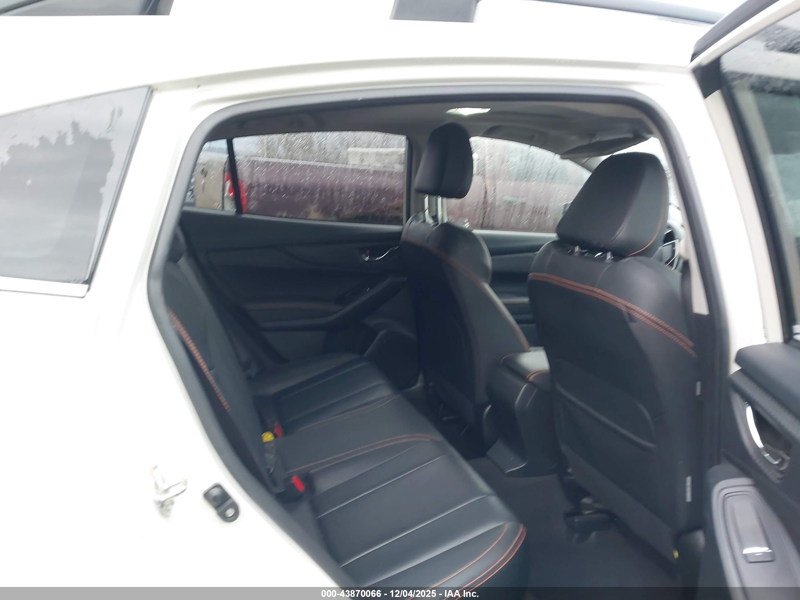 SUBARU CROSSTREK image 8