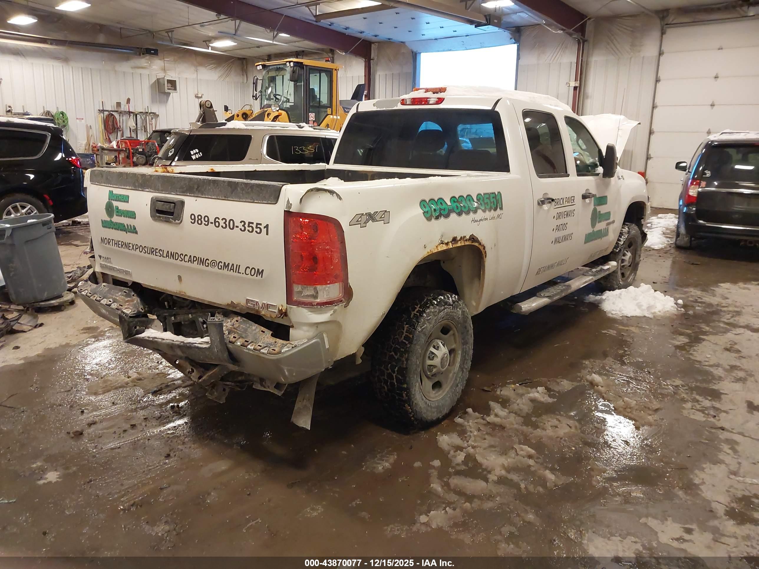 GMC SIERRA image 4