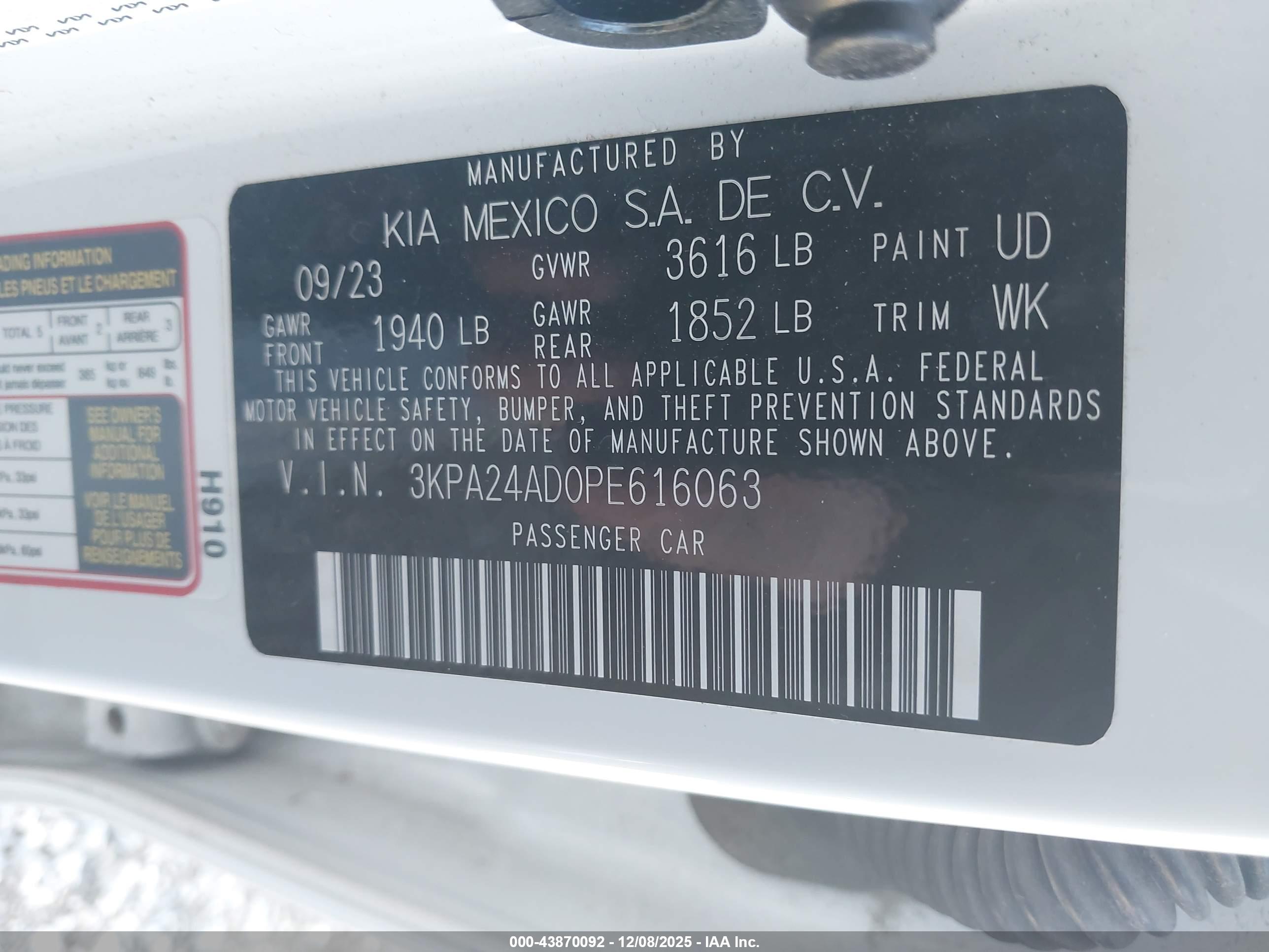 KIA RIO image 9