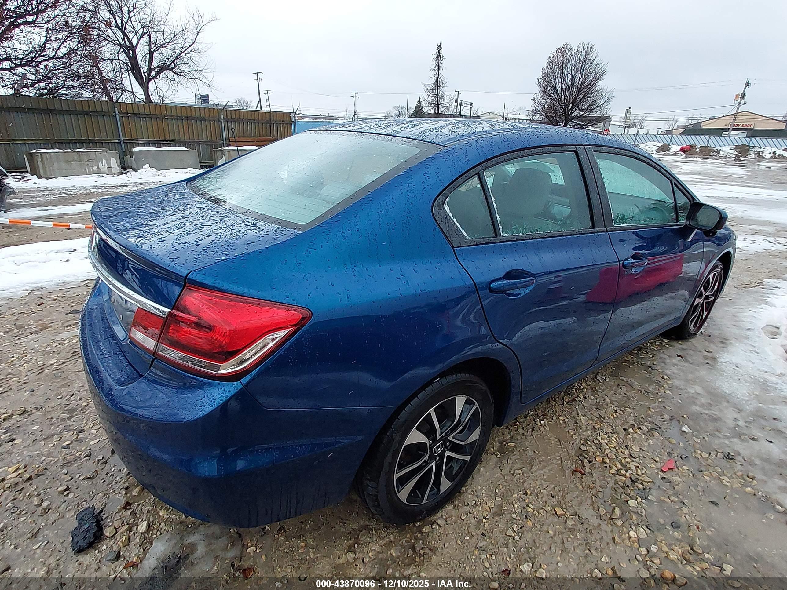 HONDA CIVIC image 4