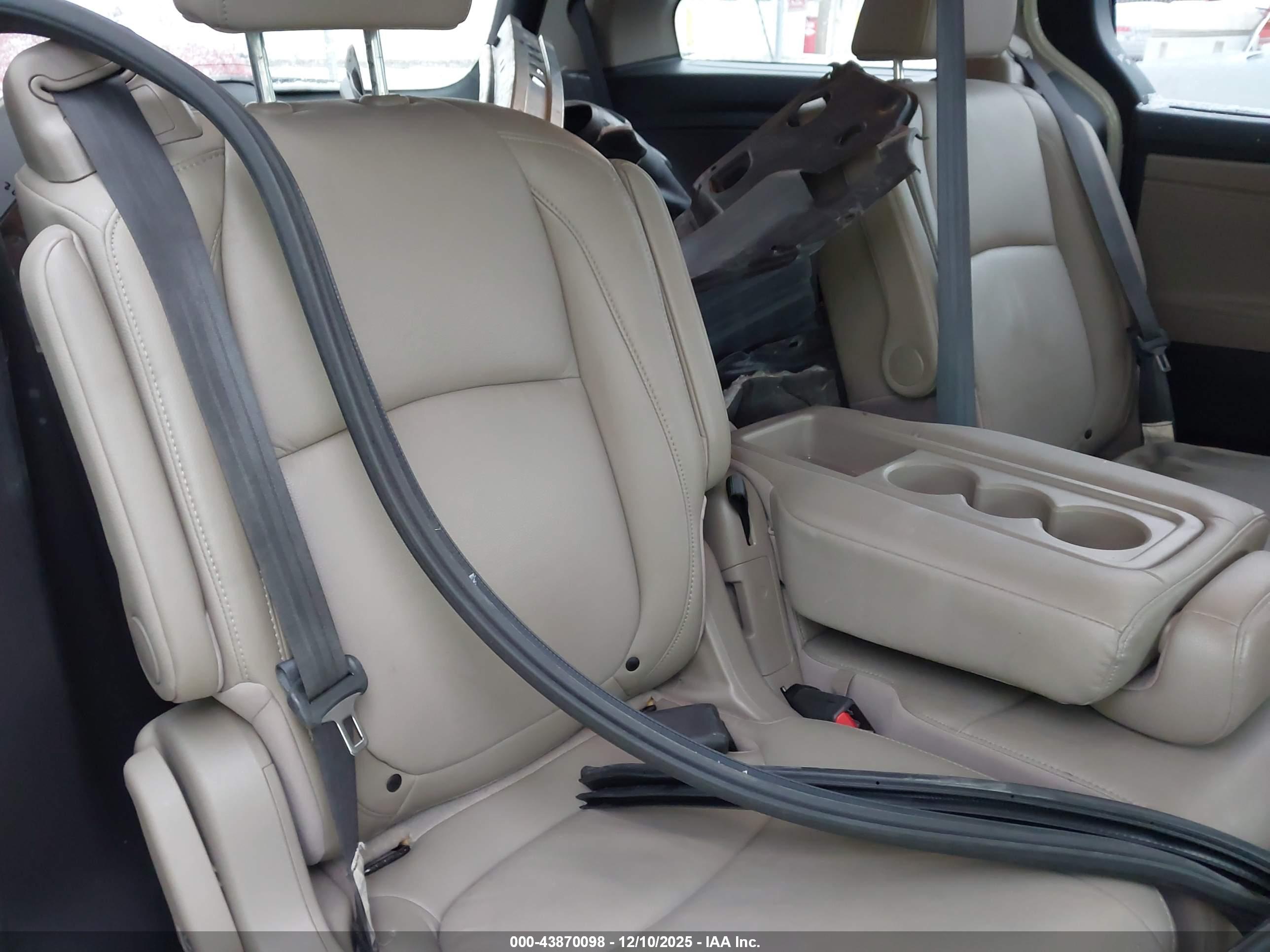 HONDA ODYSSEY image 8
