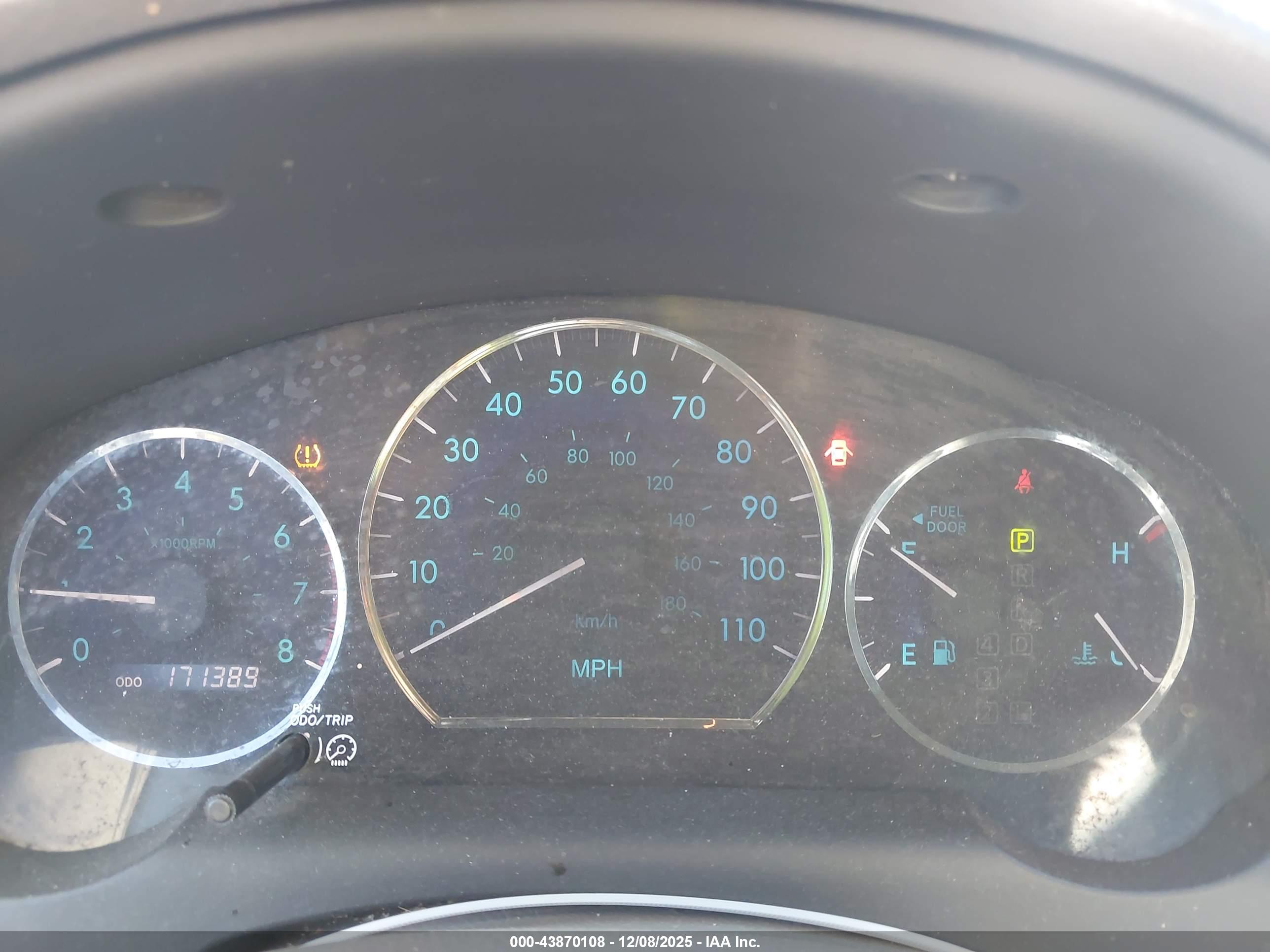 TOYOTA SIENNA image 7