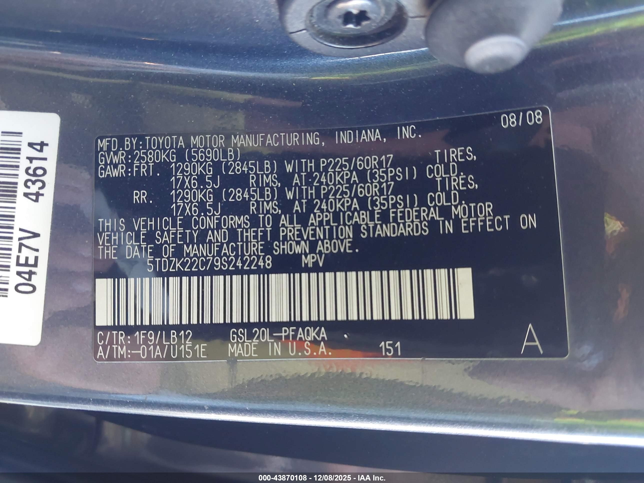 TOYOTA SIENNA image 9