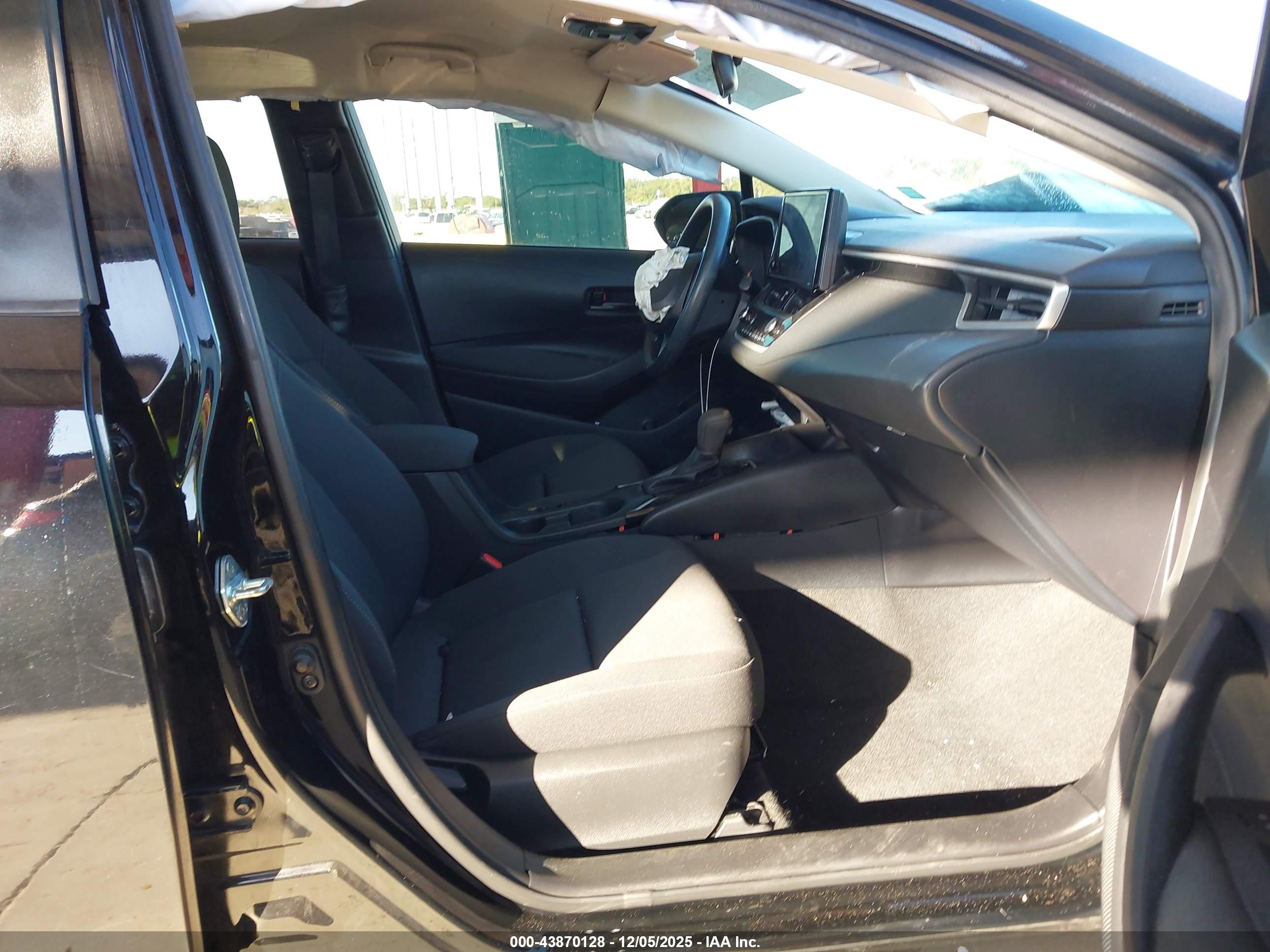 TOYOTA COROLLA image 5