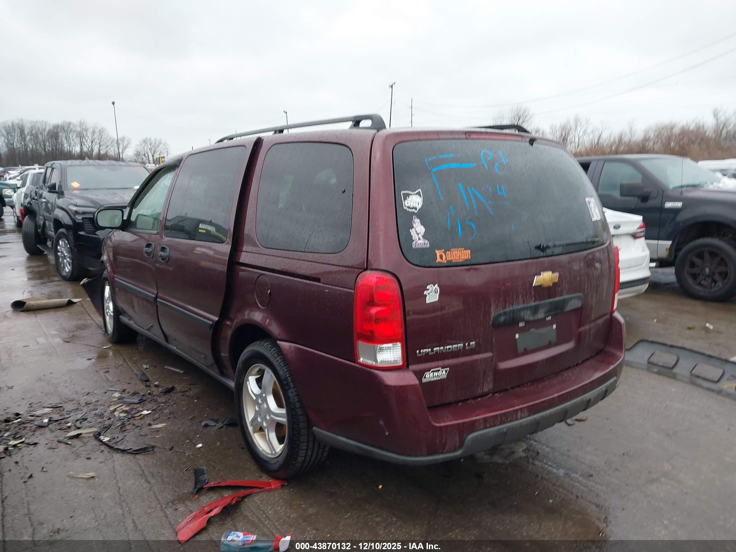 CHEVROLET UPLANDER image 3