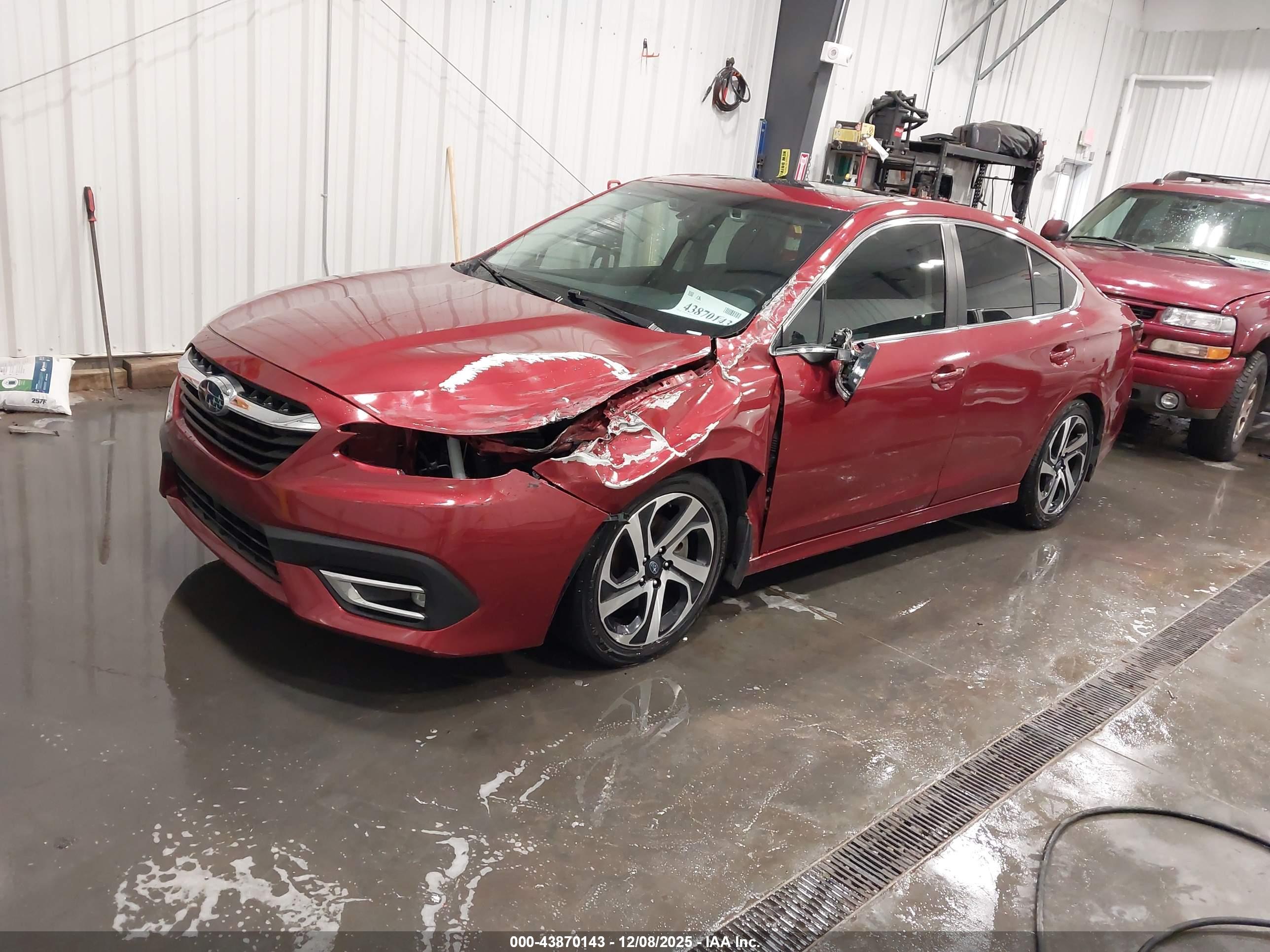 SUBARU LEGACY image 2