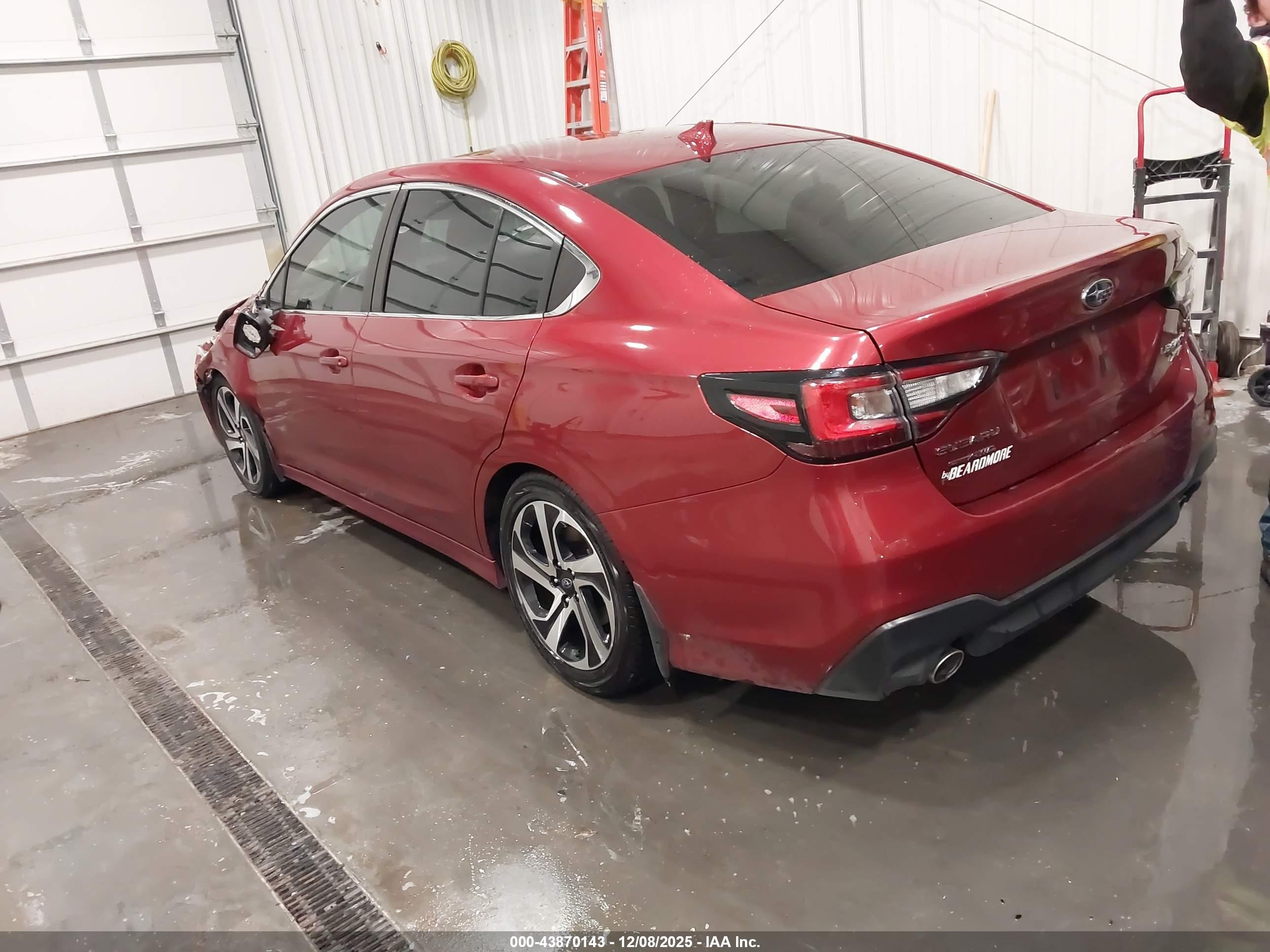 SUBARU LEGACY image 3