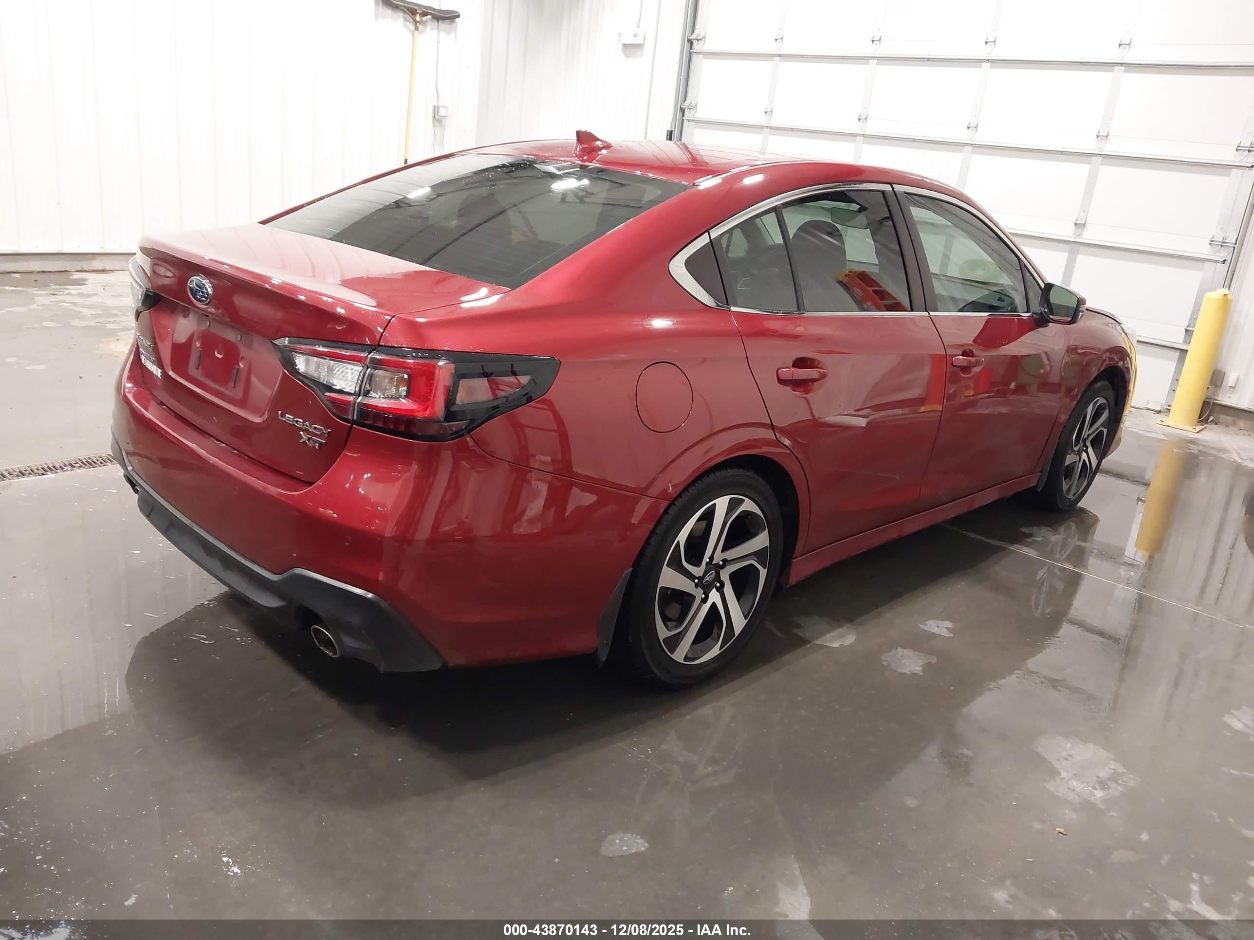 SUBARU LEGACY image 4