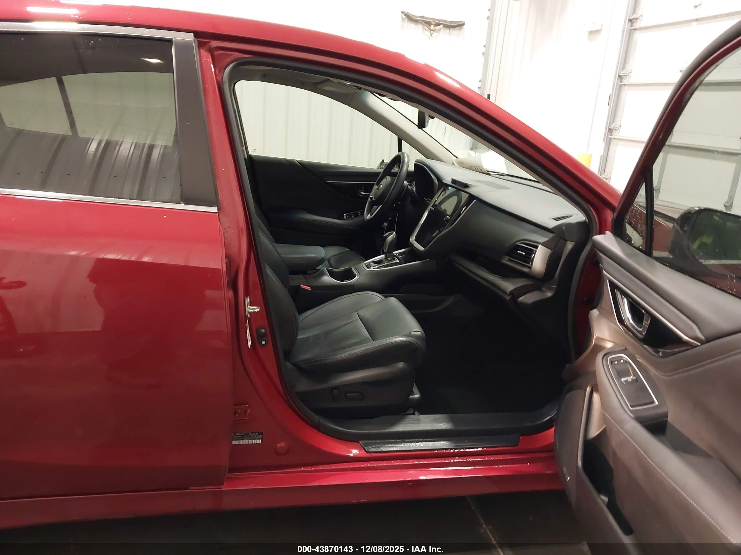 SUBARU LEGACY image 5