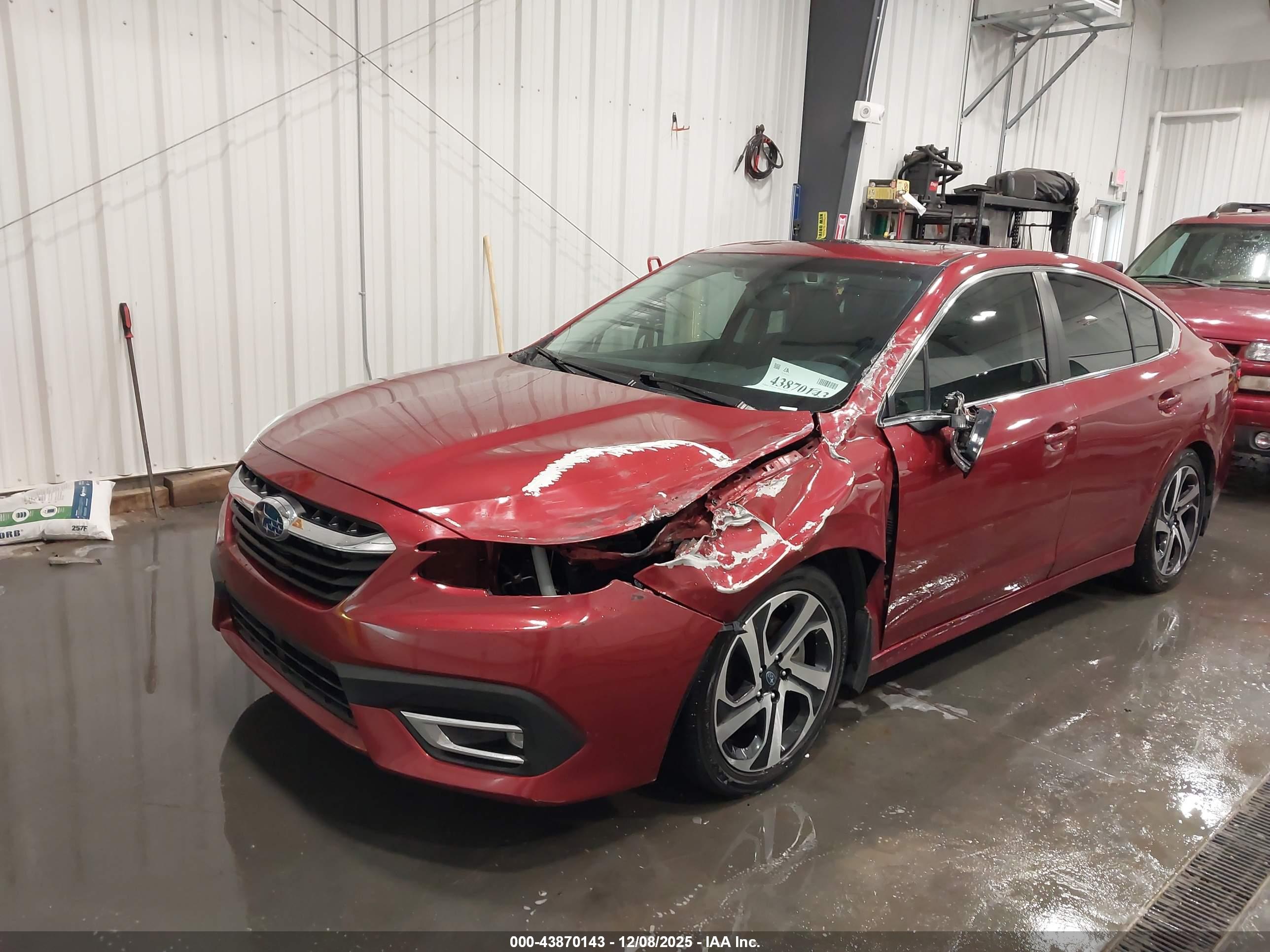 SUBARU LEGACY image 6