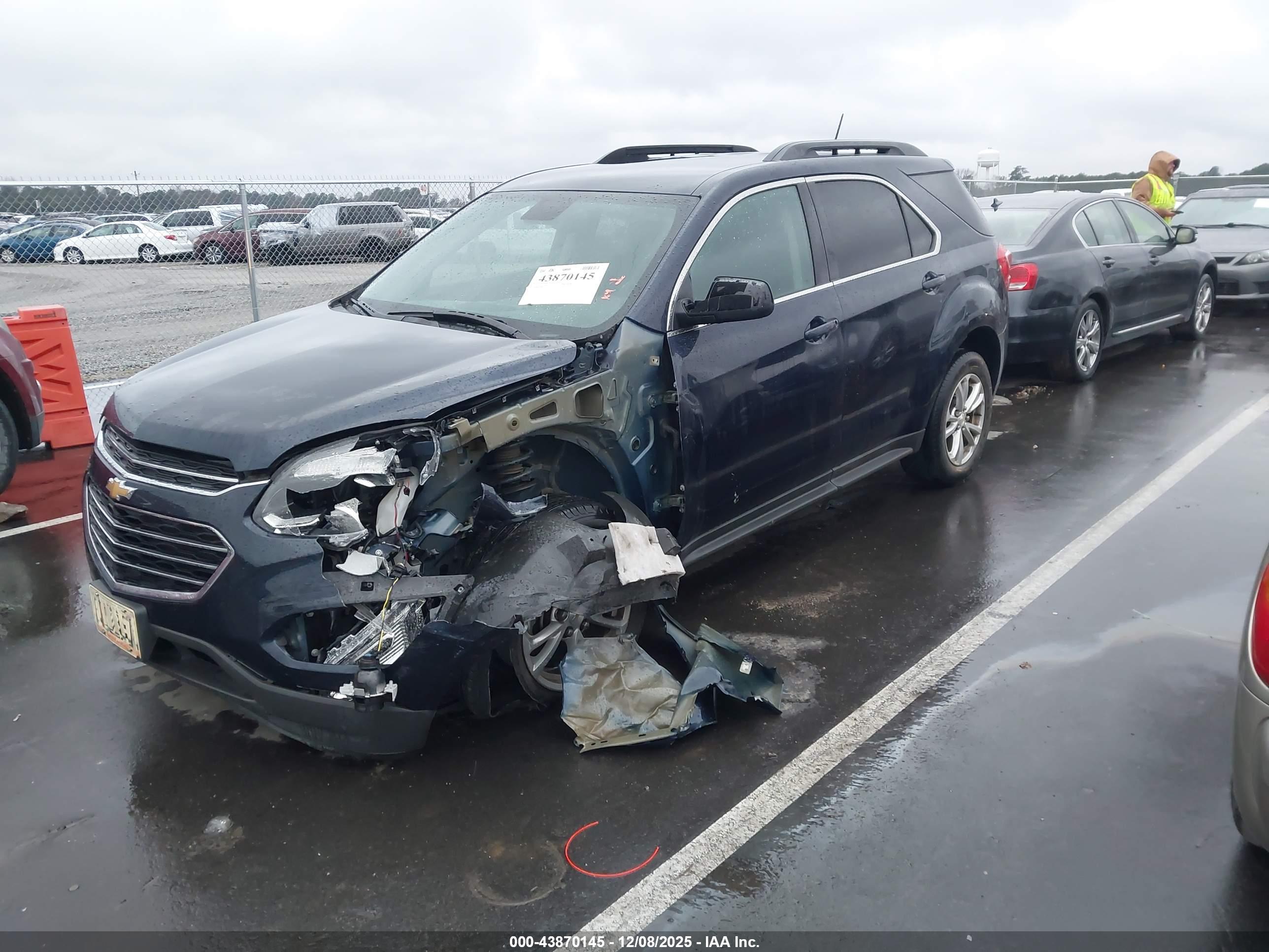 CHEVROLET EQUINOX image 2