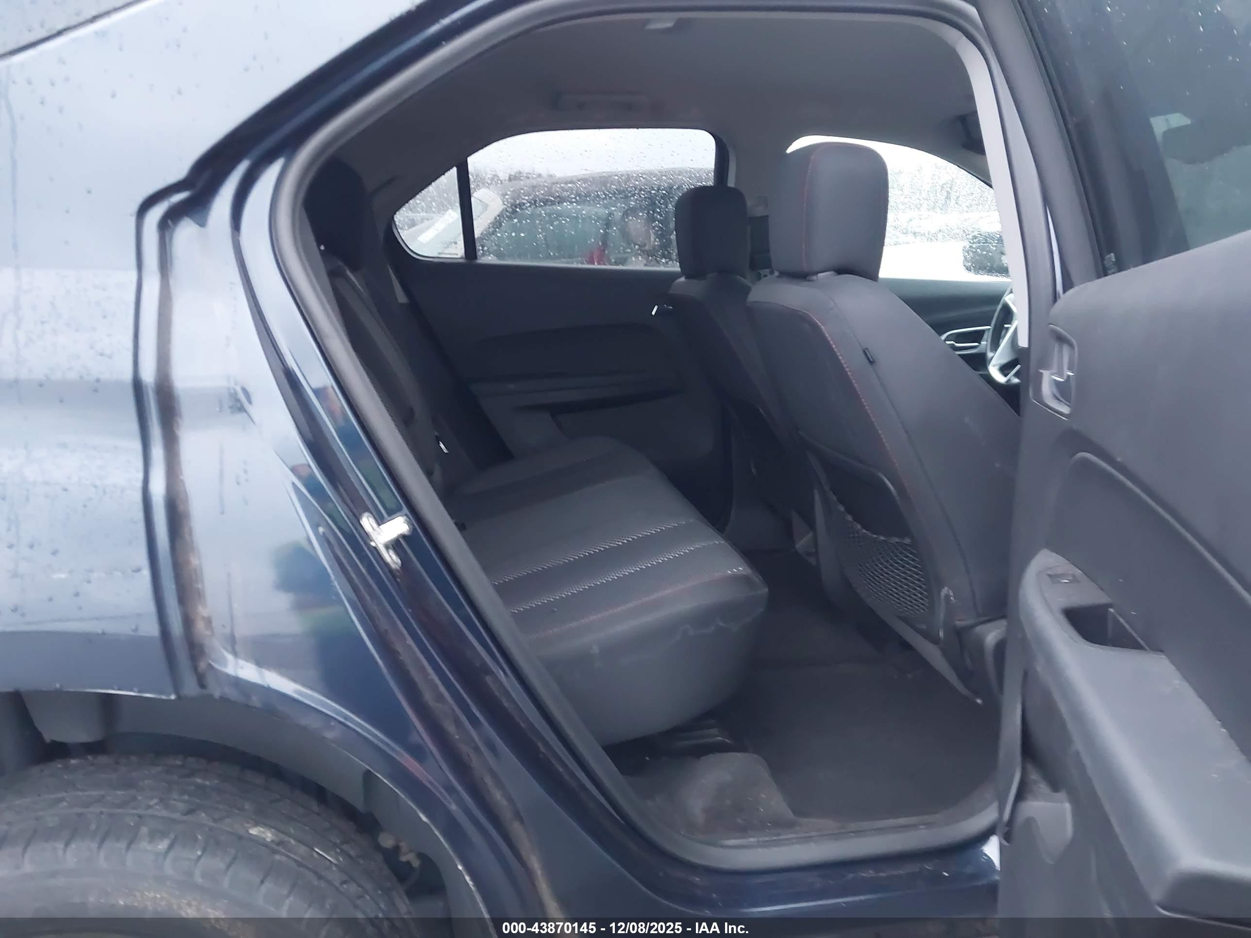 CHEVROLET EQUINOX image 8