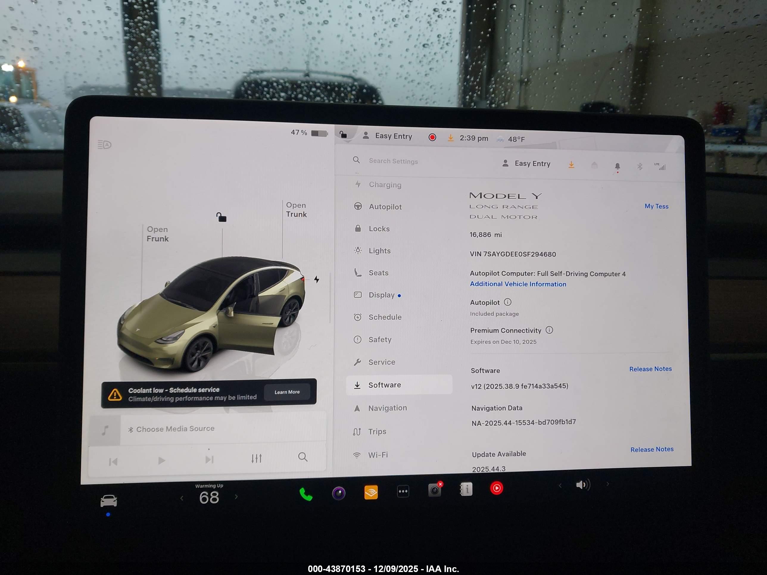 TESLA MODEL image 7