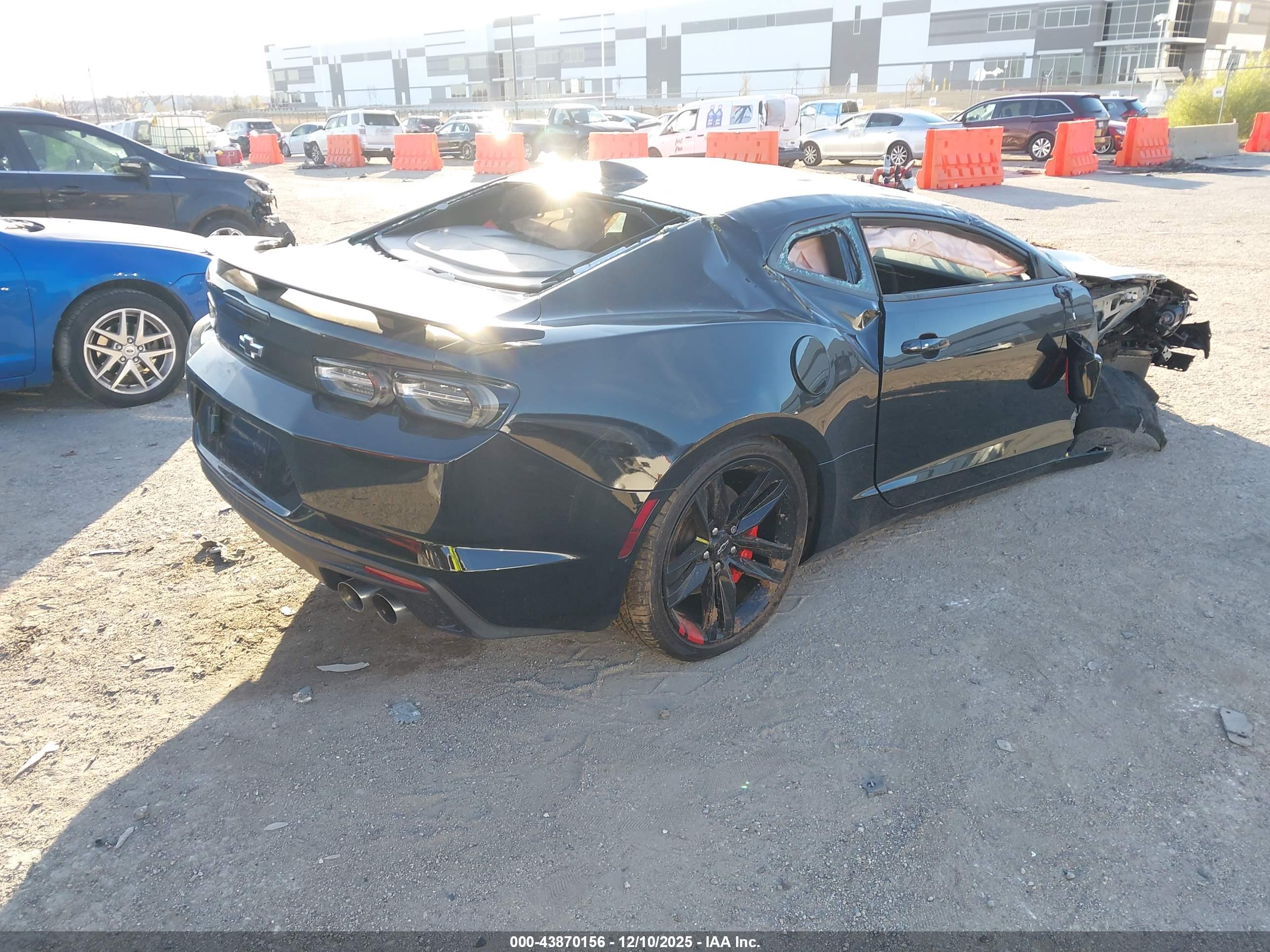 CHEVROLET CAMARO image 4