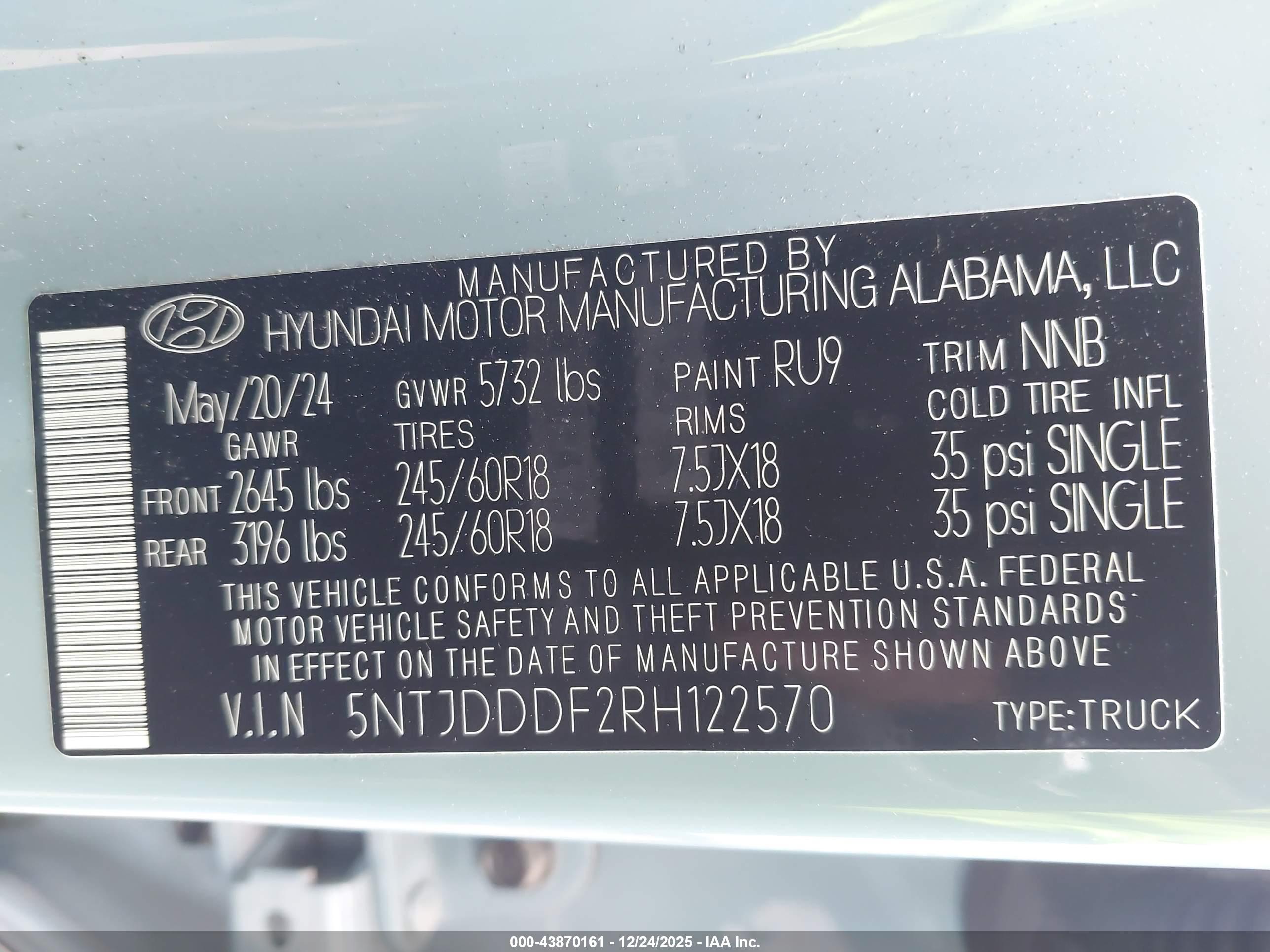 HYUNDAI SANTA image 9