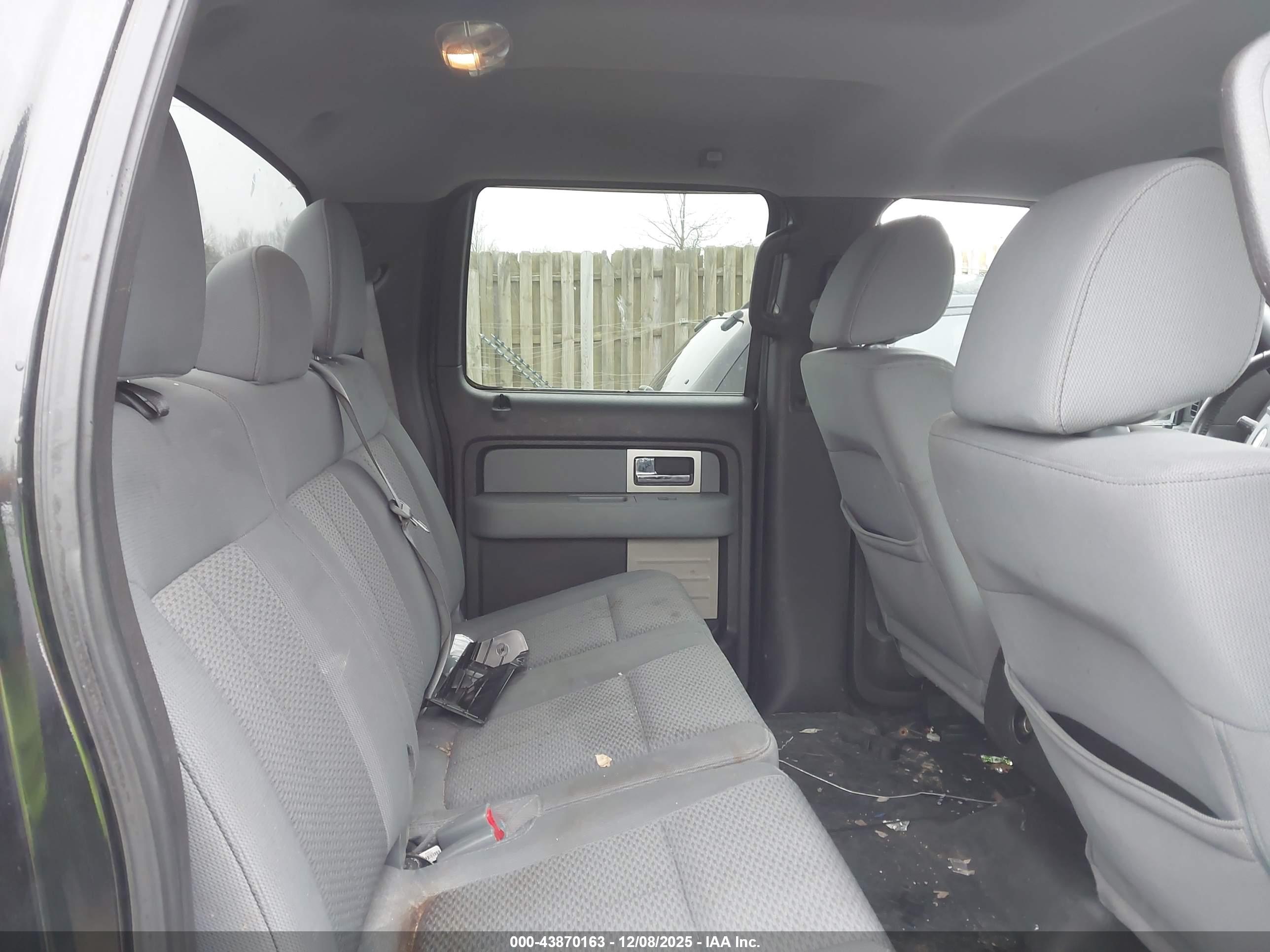 FORD F-150 image 8