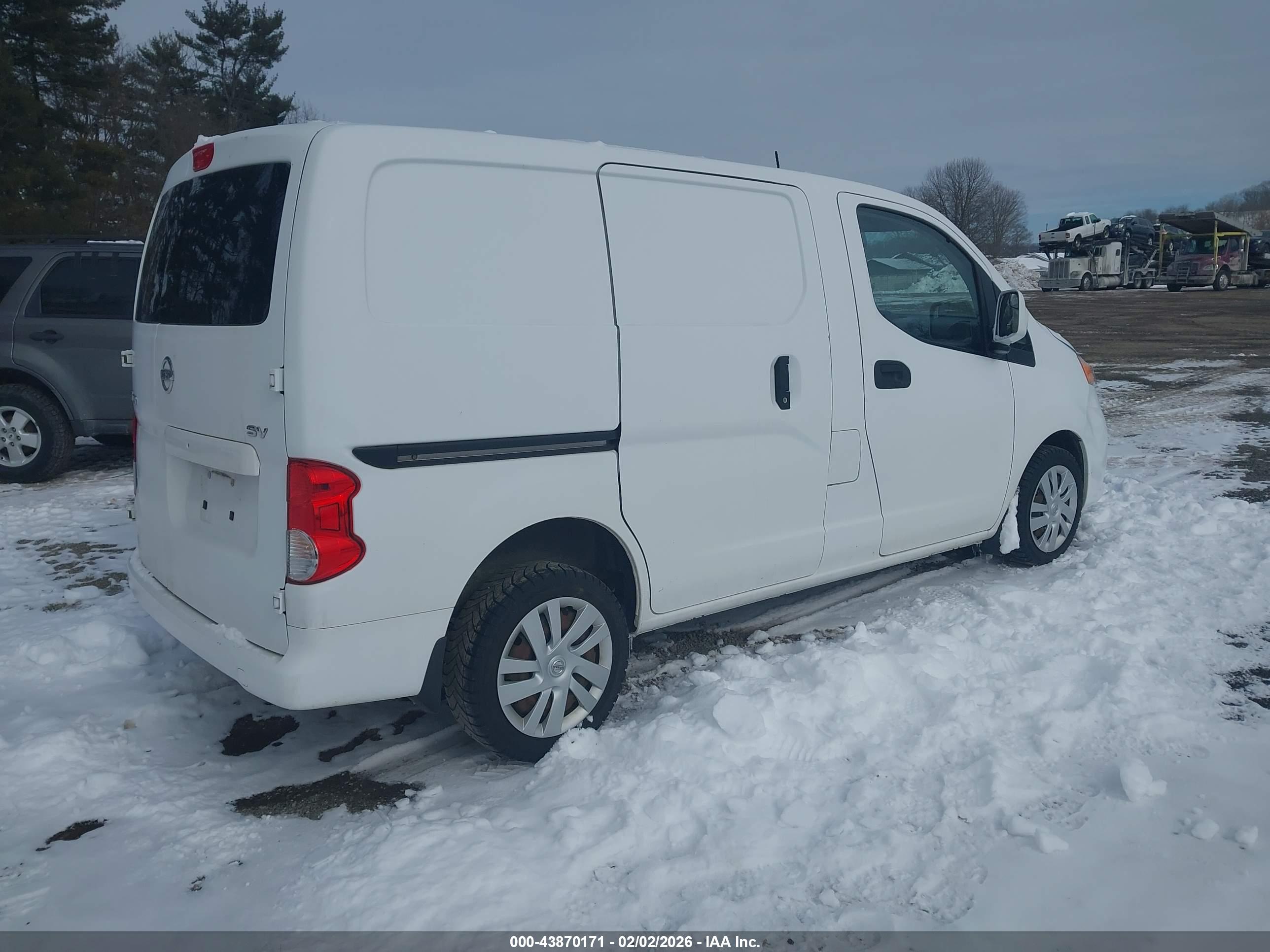 NISSAN NV200 image 4