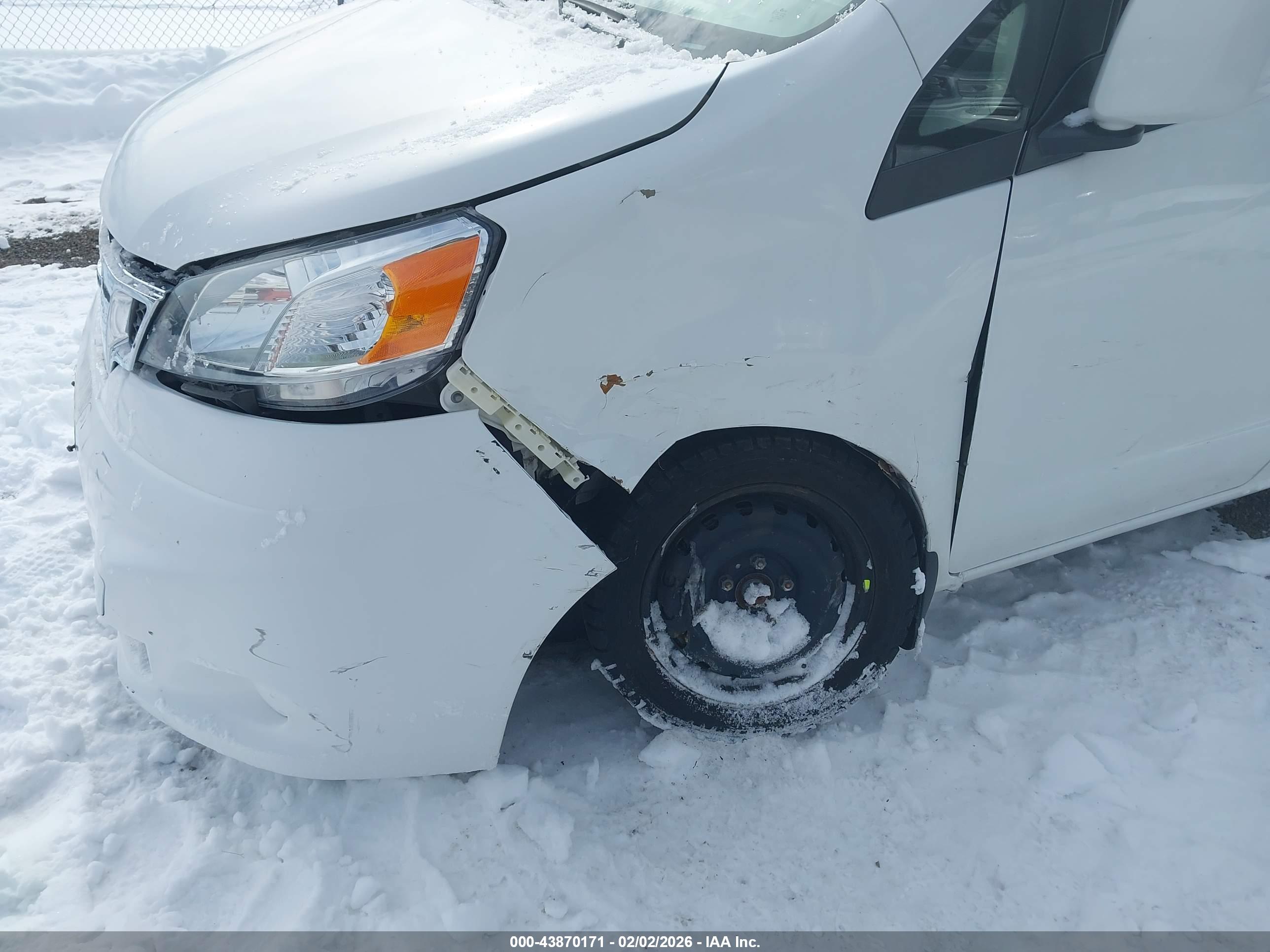 NISSAN NV200 image 6