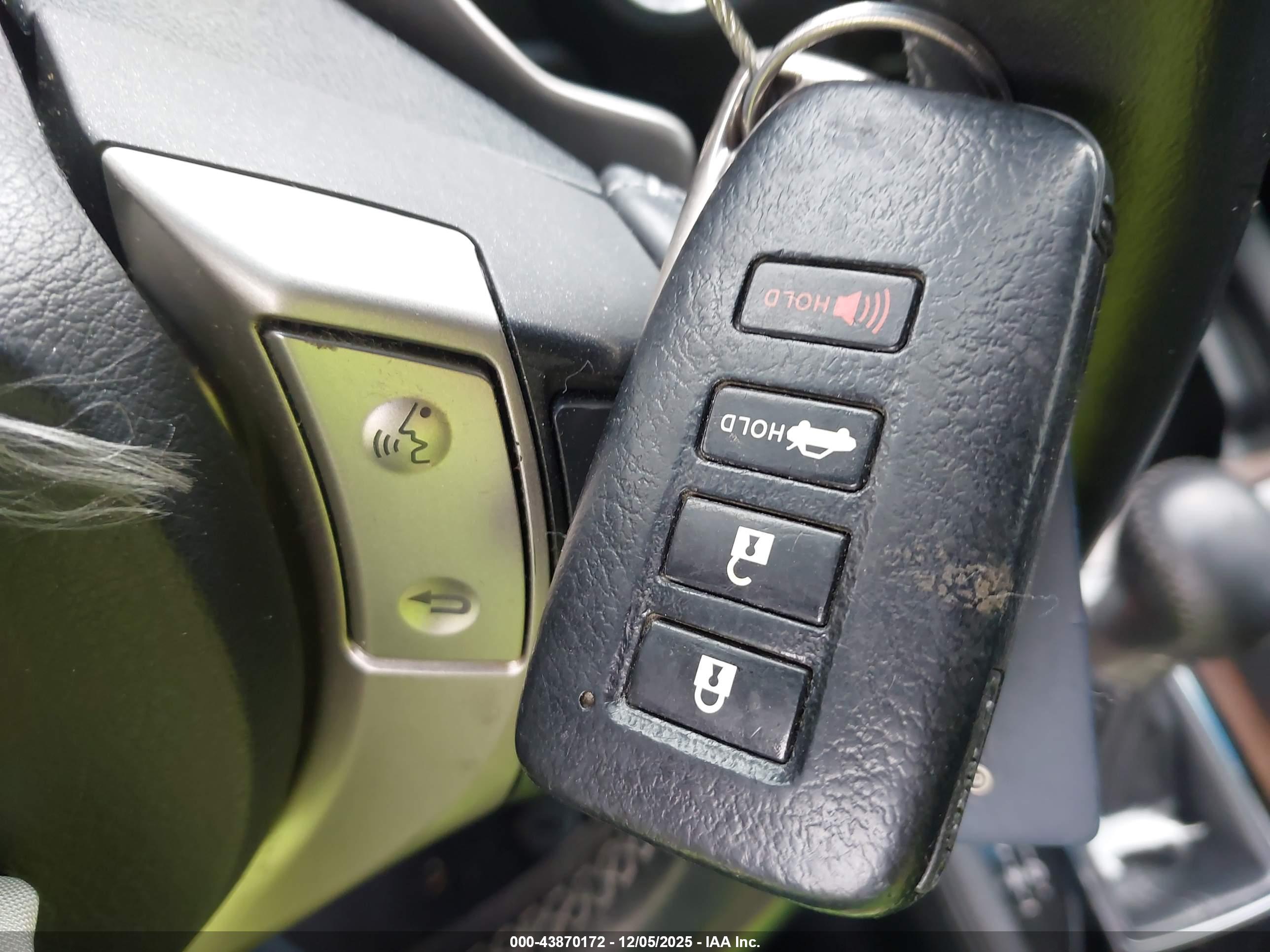 LEXUS GS image 11