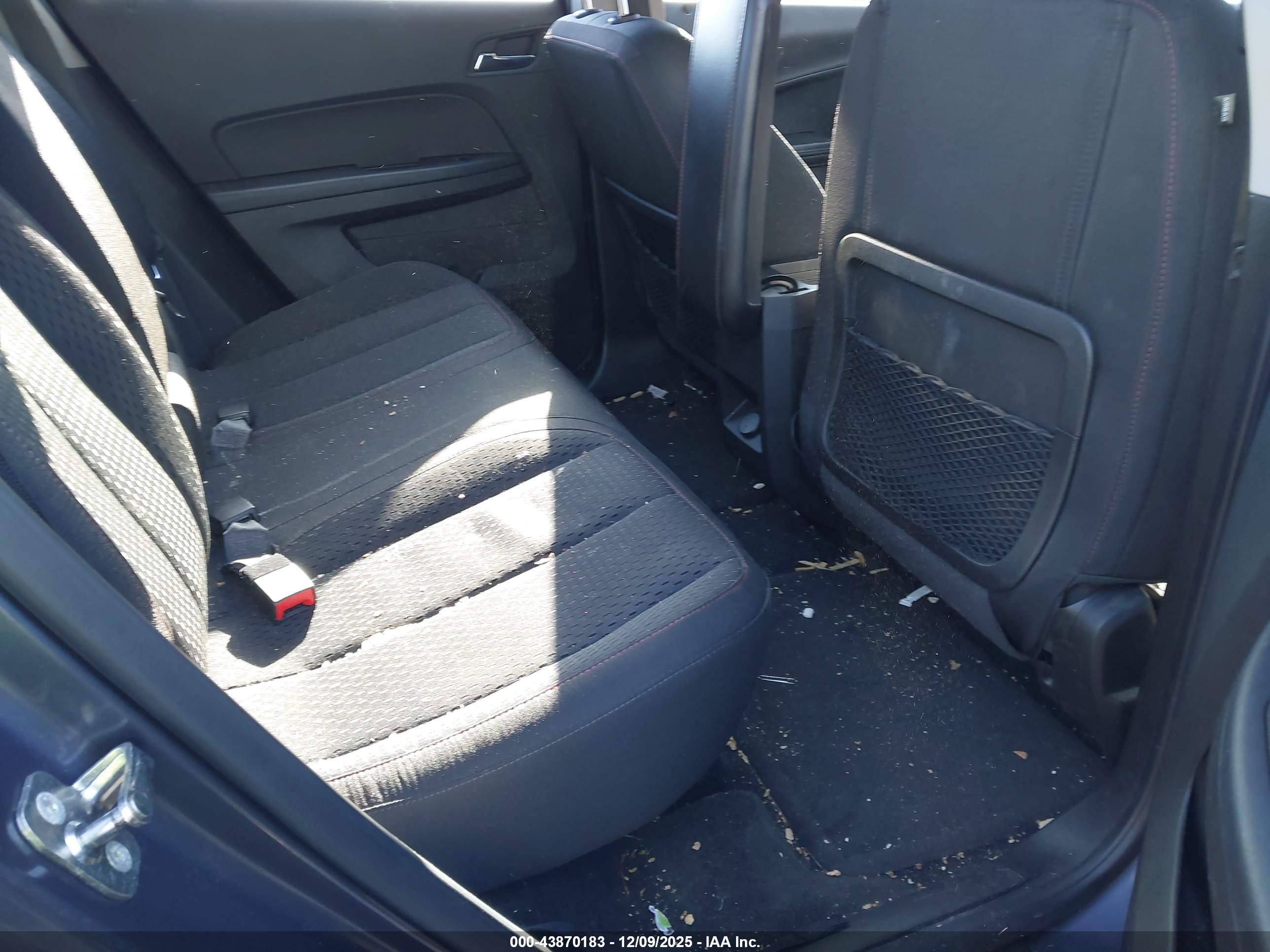 CHEVROLET EQUINOX image 8