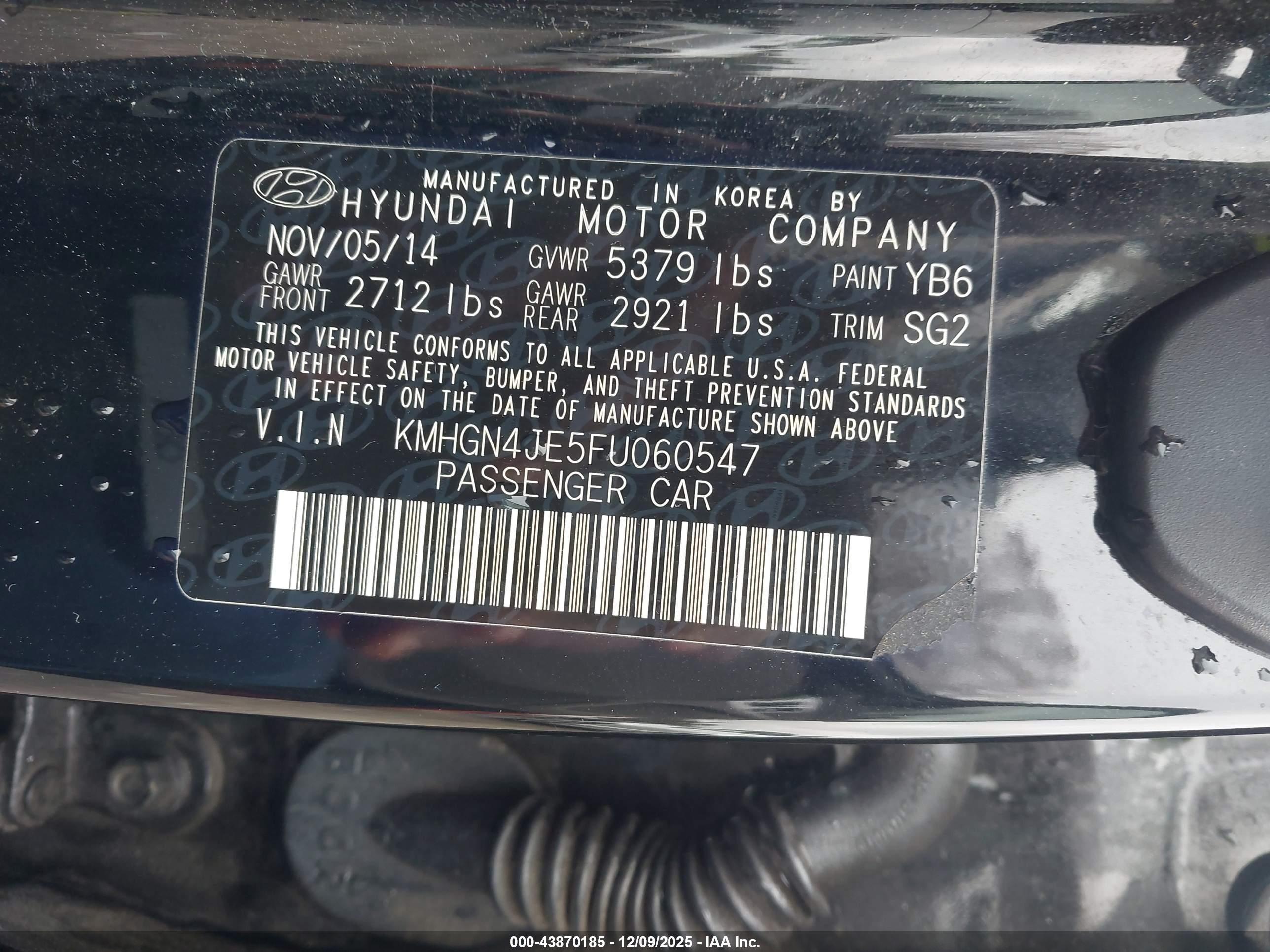 HYUNDAI GENESIS image 9