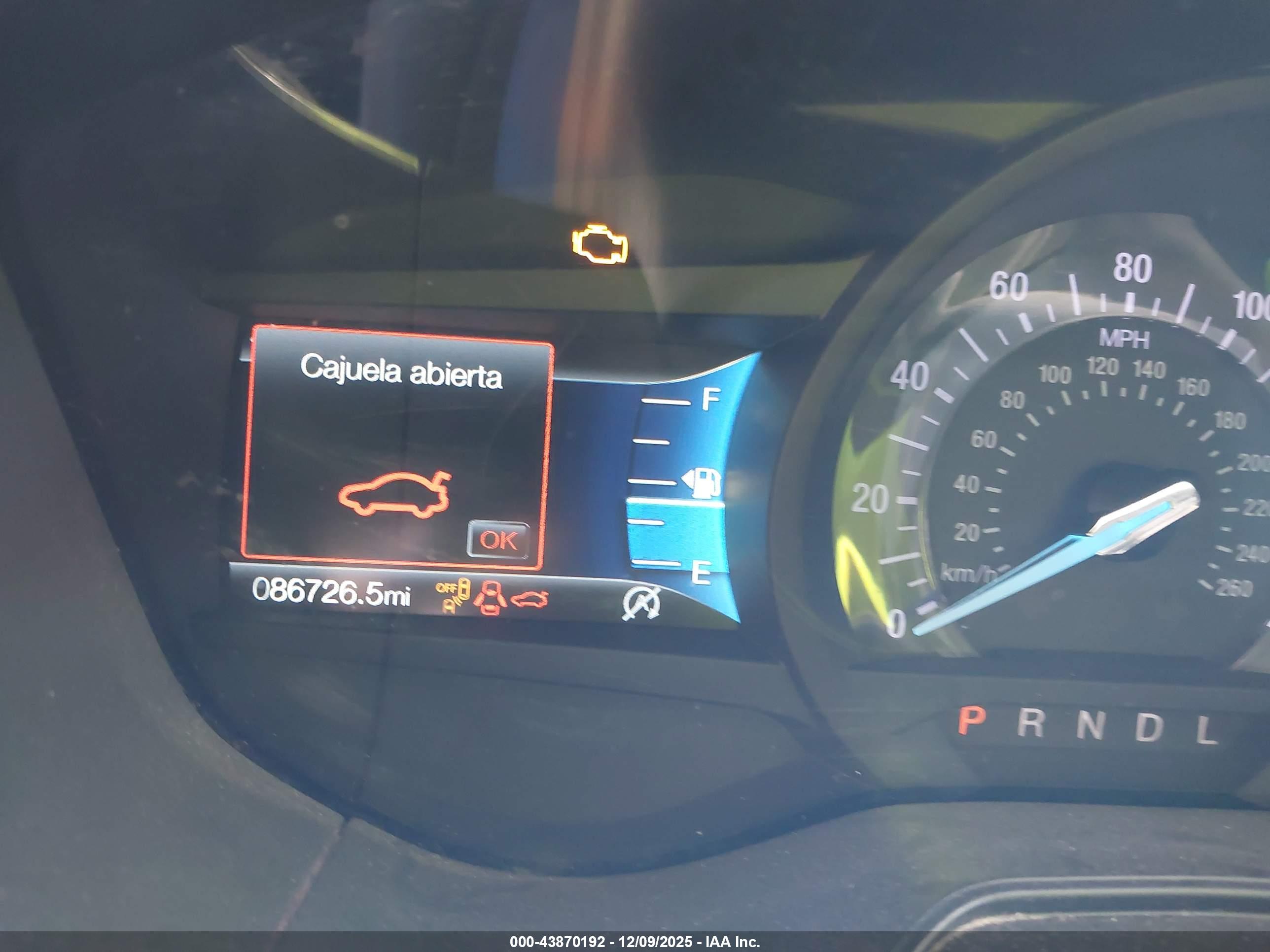FORD FUSION image 7