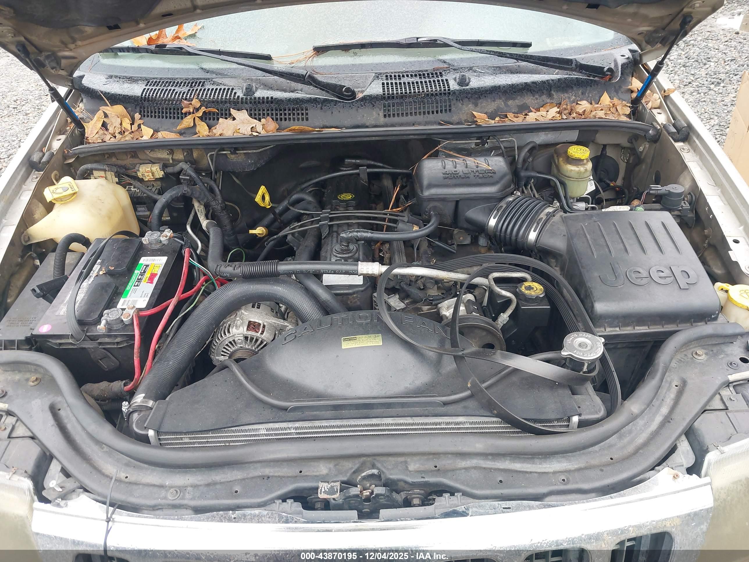 JEEP GRAND image 10