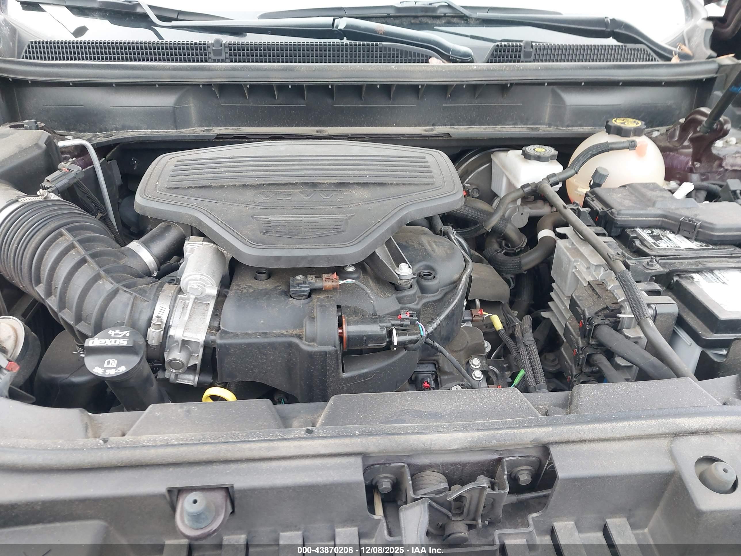 CADILLAC XT5 image 10