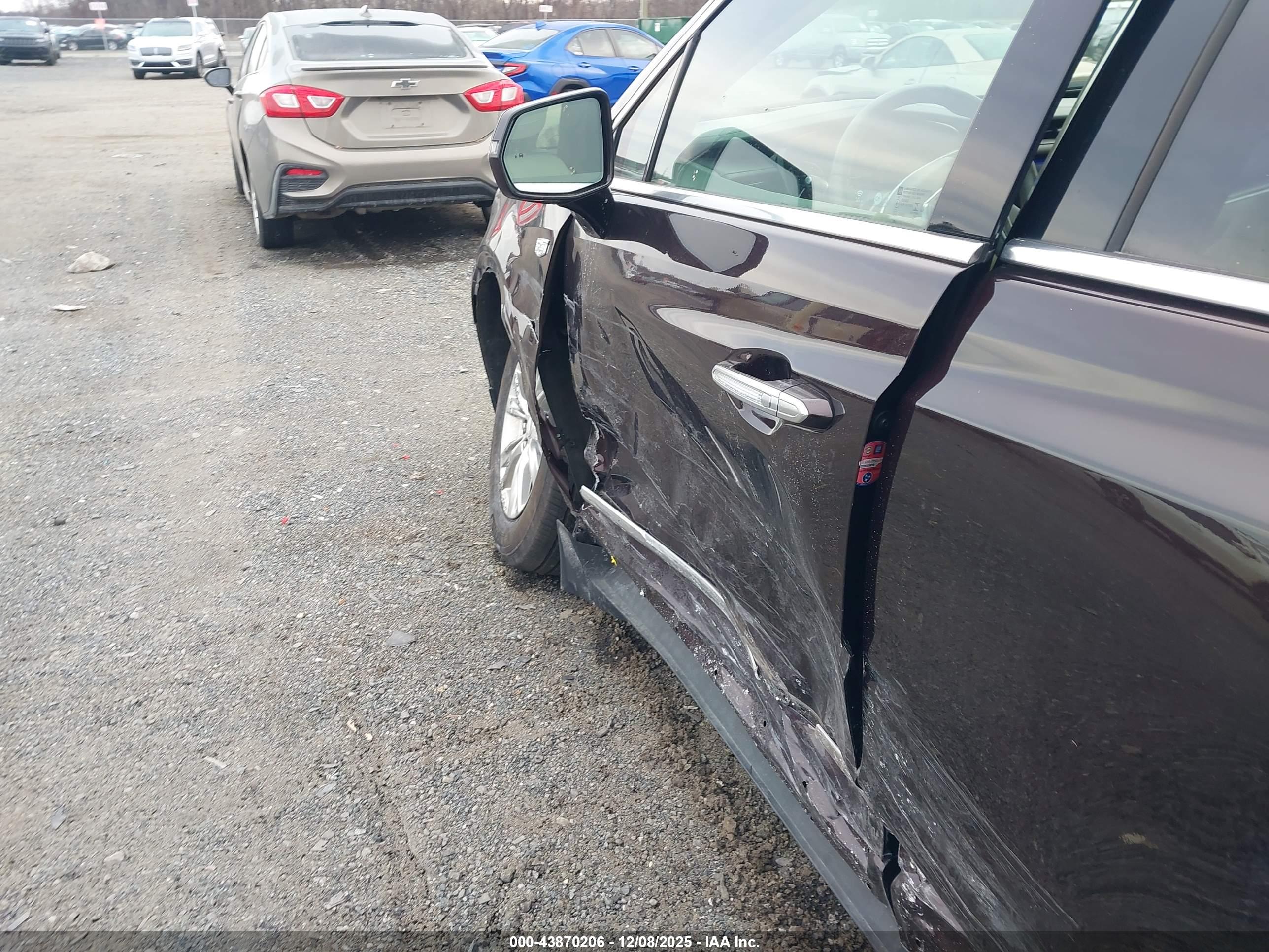 CADILLAC XT5 image 6