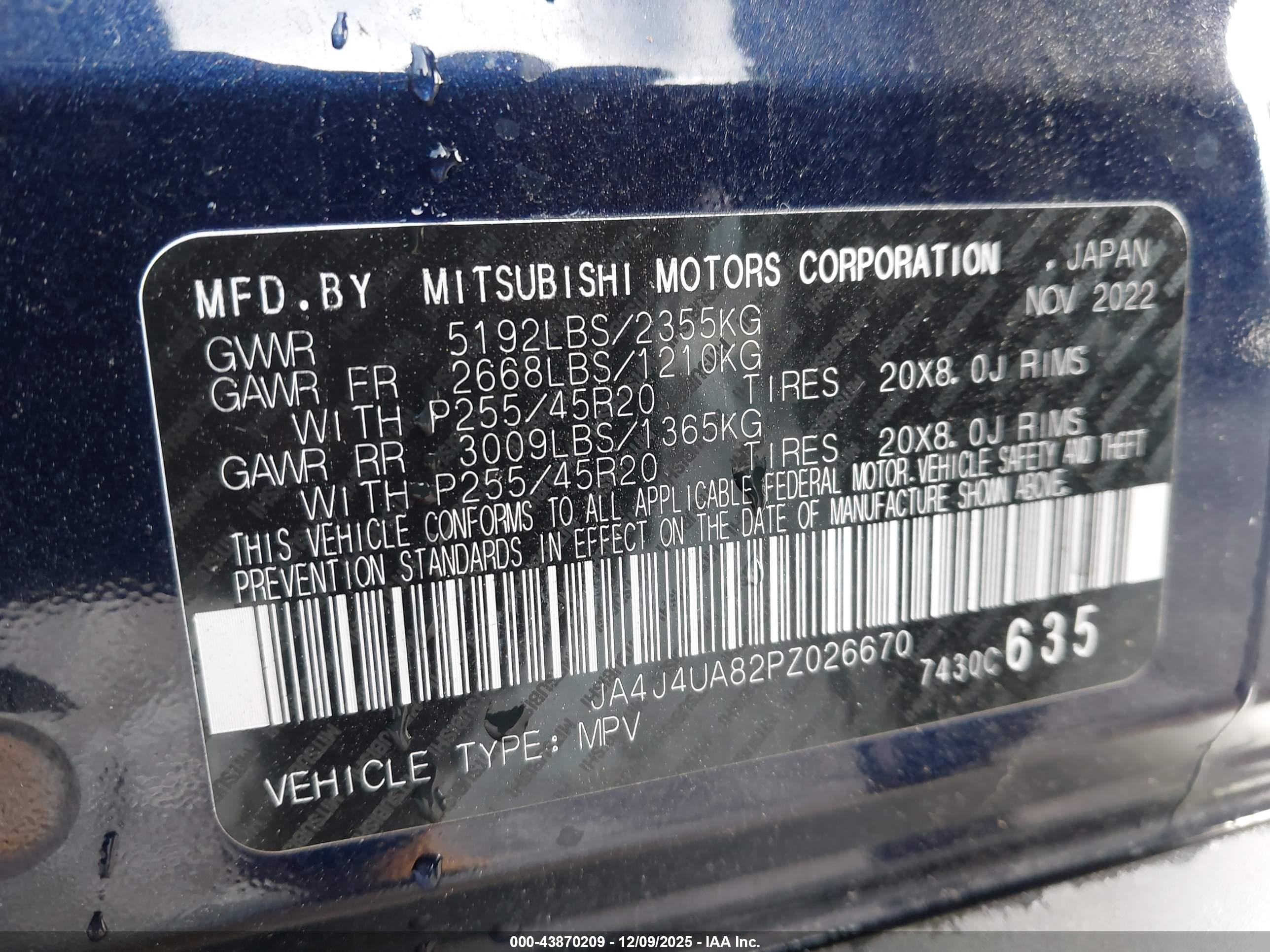 MITSUBISHI OUTLANDER image 9
