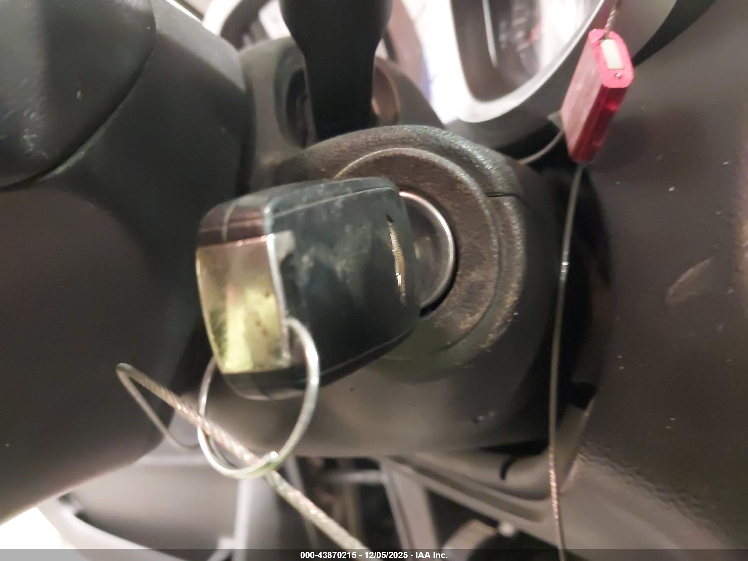 CHEVROLET EQUINOX image 11