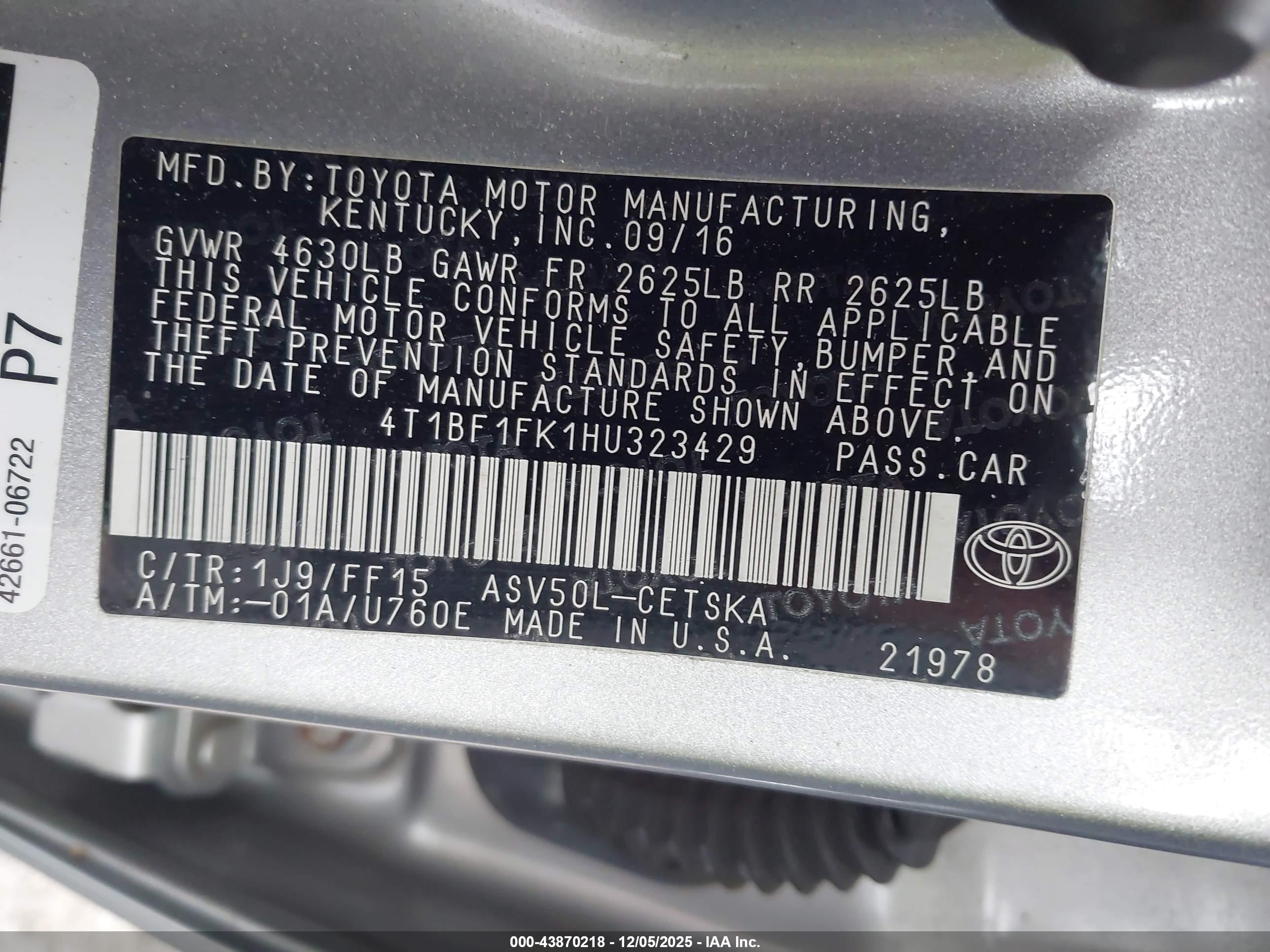 TOYOTA CAMRY image 9