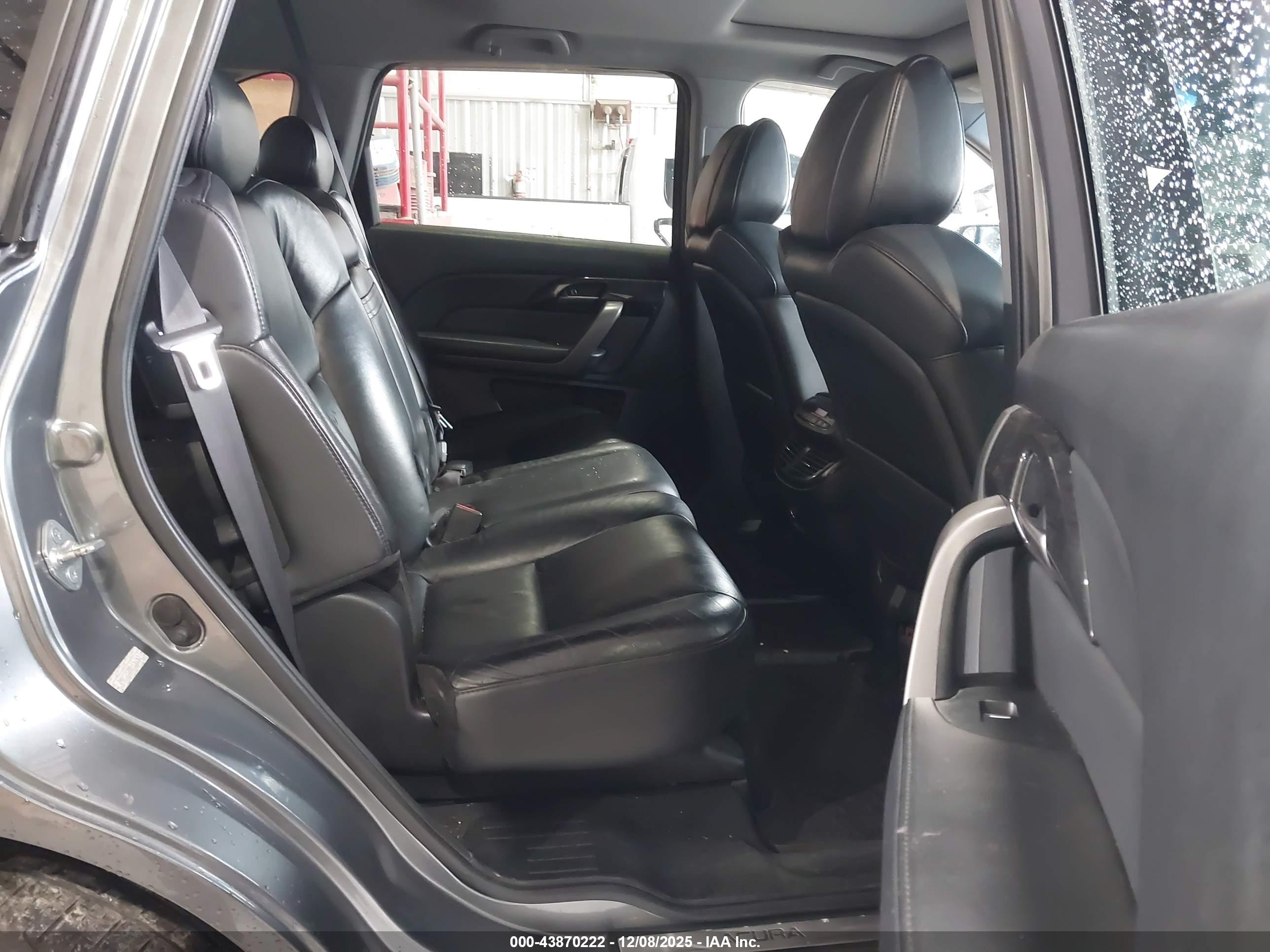 ACURA MDX image 8
